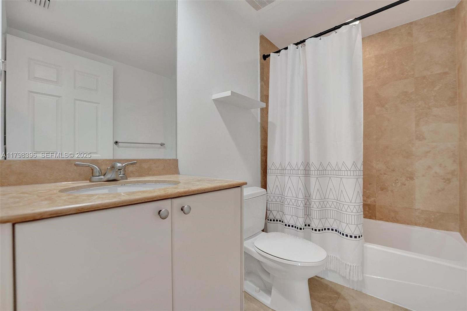 1745 E Hallandale Beach Boulevard 2105w Property Photo 27