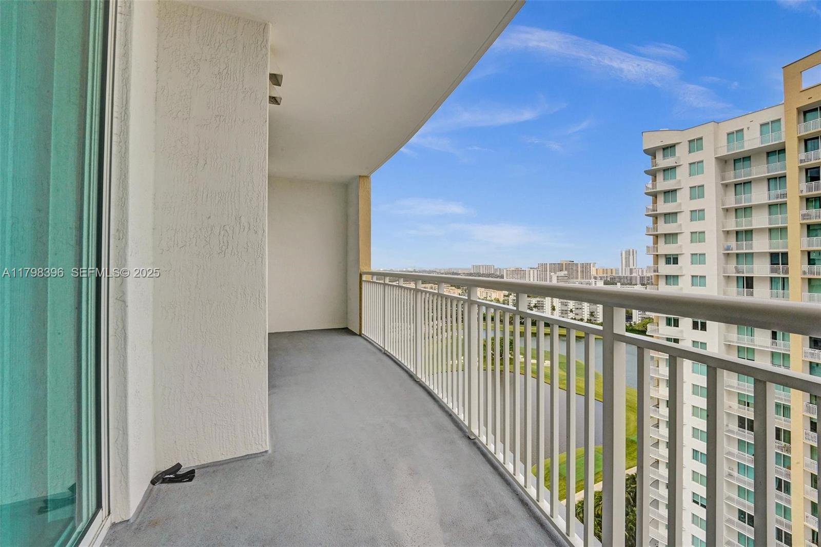 1745 E Hallandale Beach Boulevard 2105w Property Photo 35