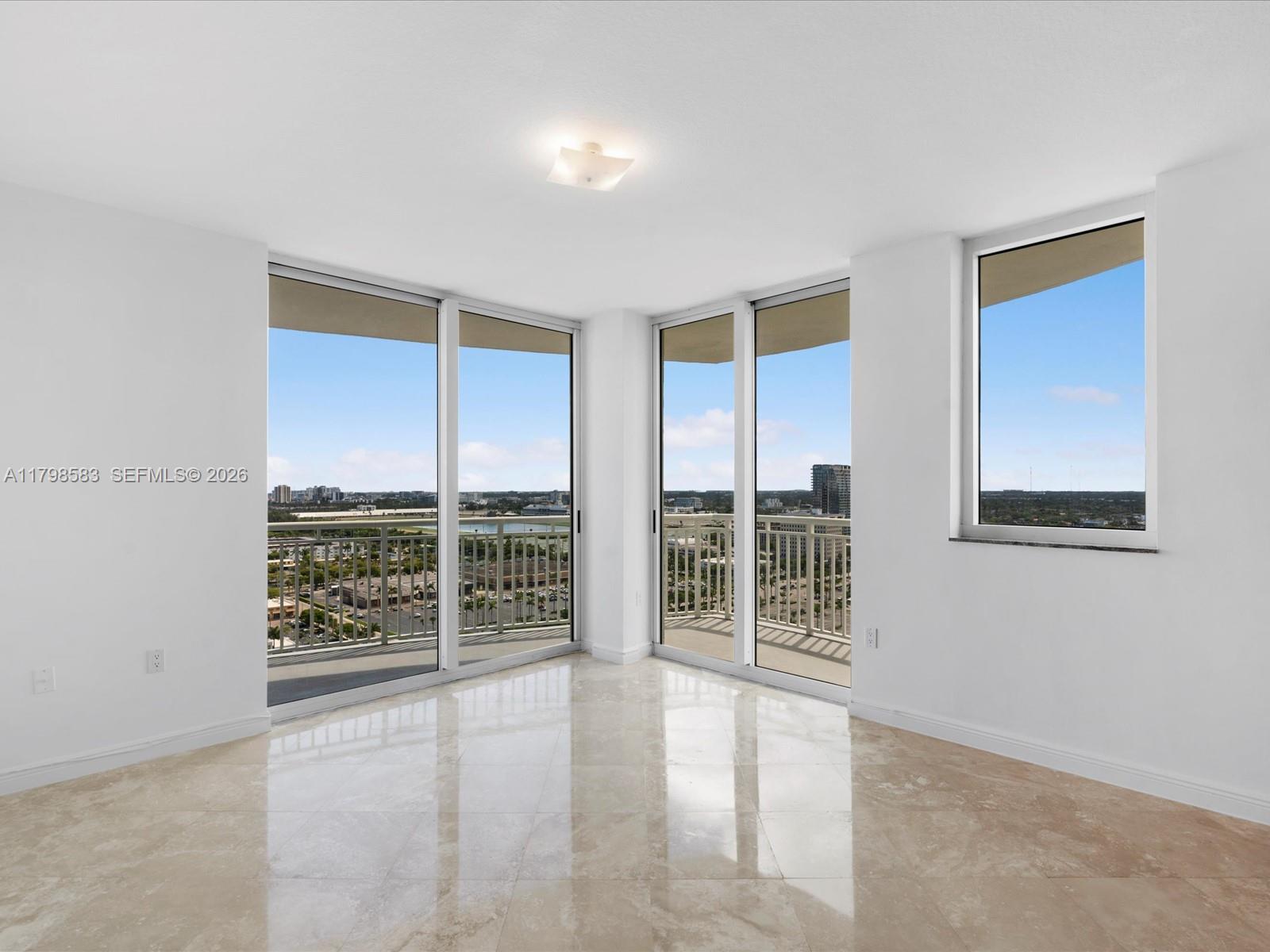 1745 E Hallandale Beach Boulevard 2007w Property Photo 7
