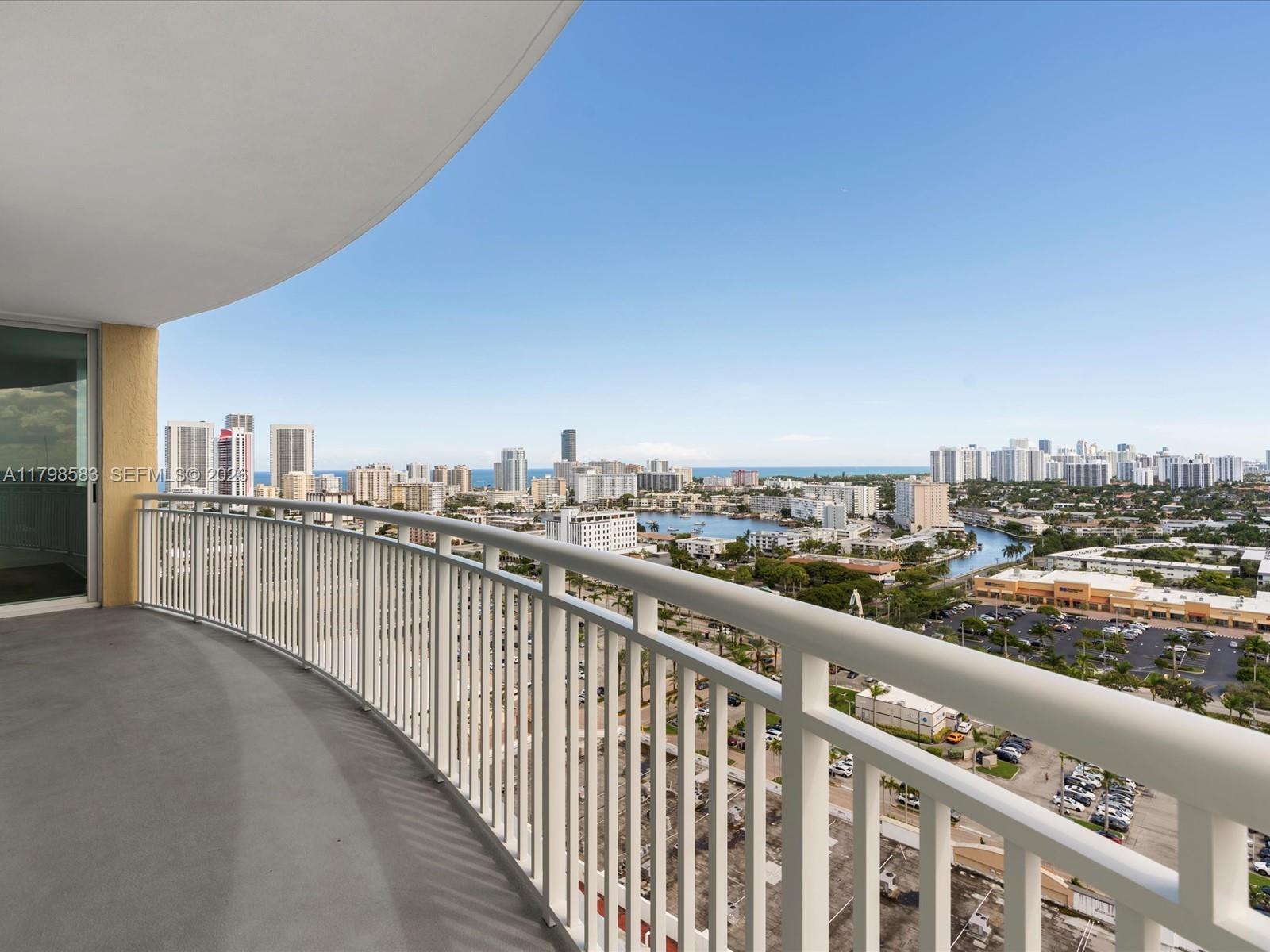 1745 E Hallandale Beach Boulevard 2007w Property Photo 9