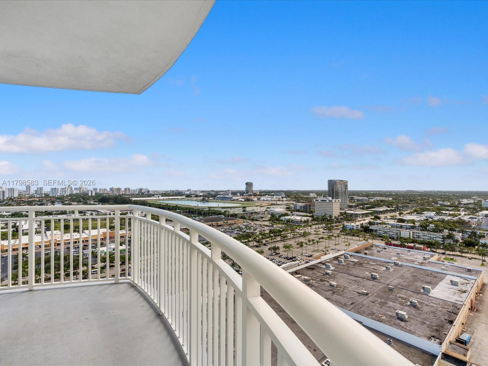1745 E Hallandale Beach Boulevard 2007w Property Photo 13