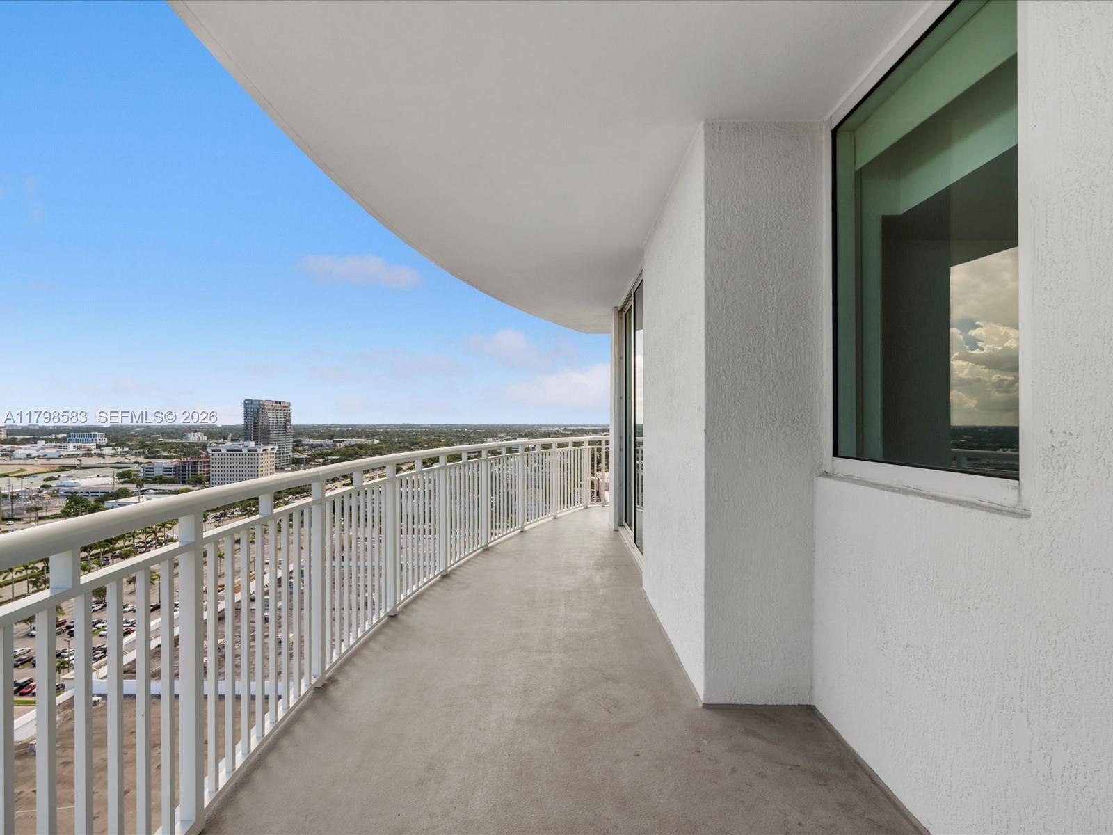 1745 E Hallandale Beach Boulevard 2007w Property Photo 15