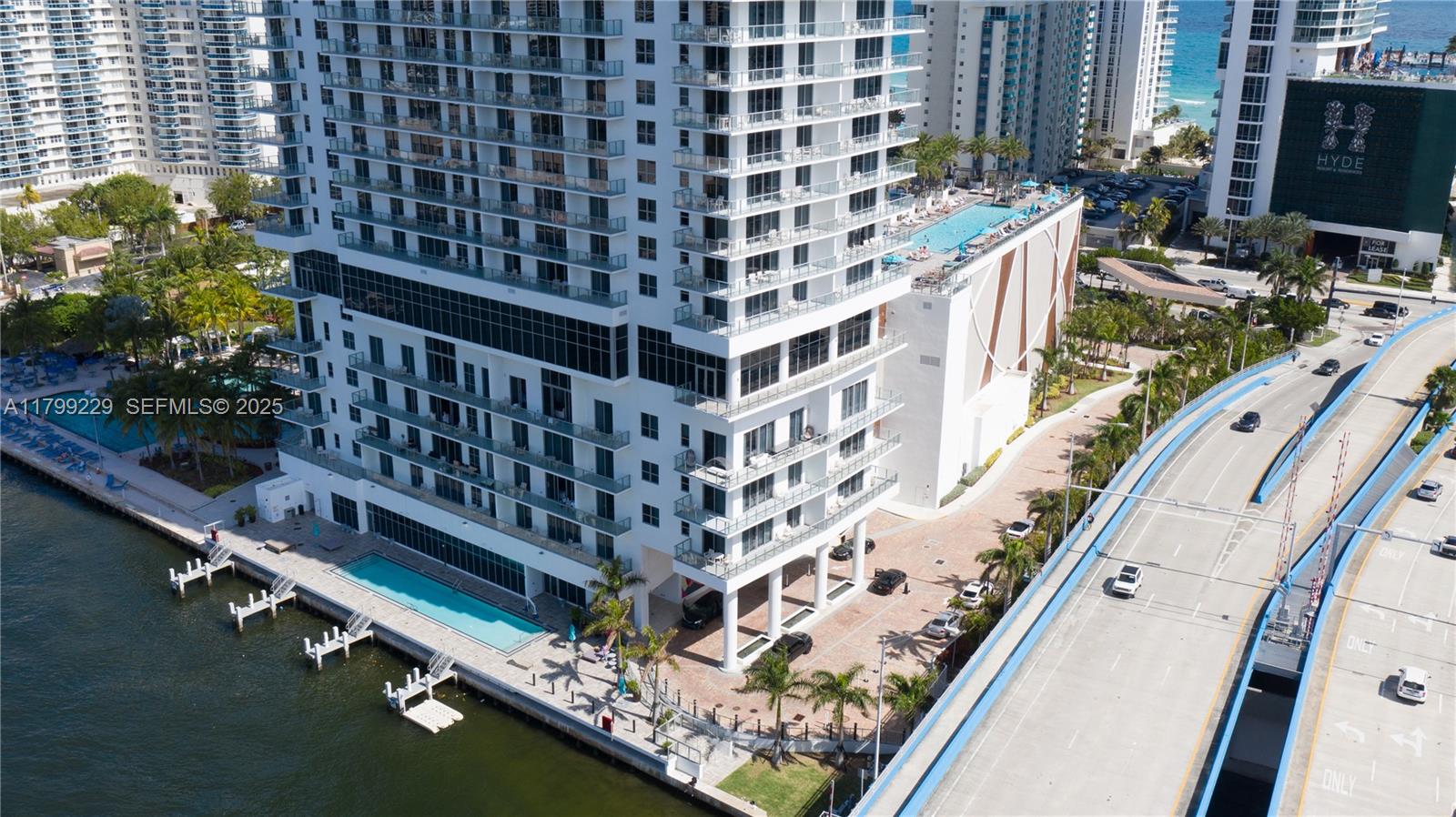 4010 S Ocean Drive Cu-1 Property Photo 5