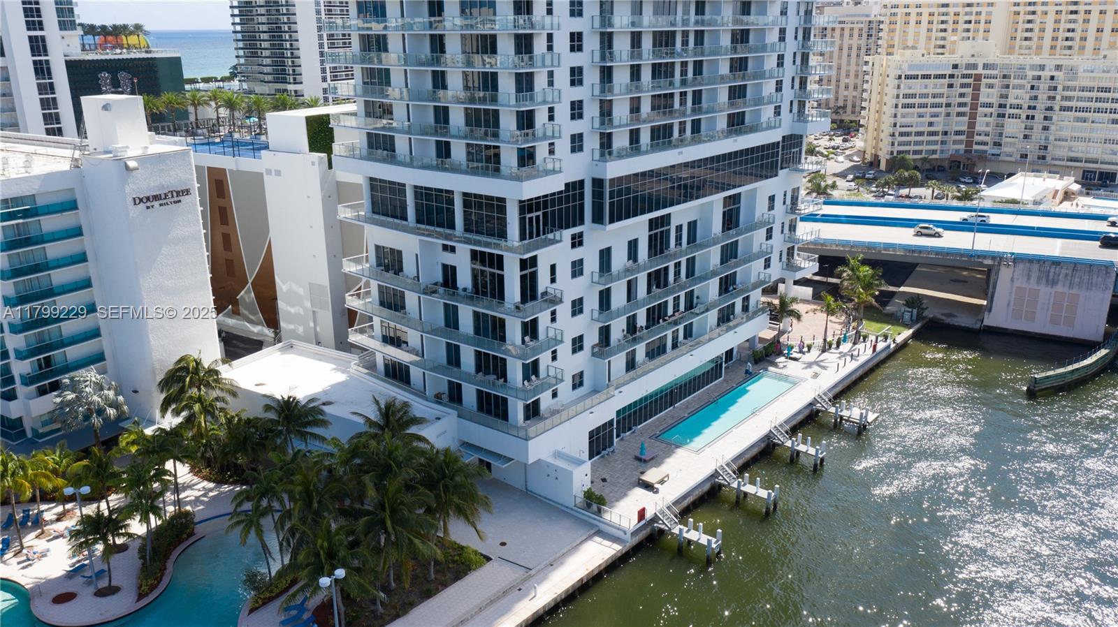 4010 S Ocean Drive Cu-1 Property Photo 9