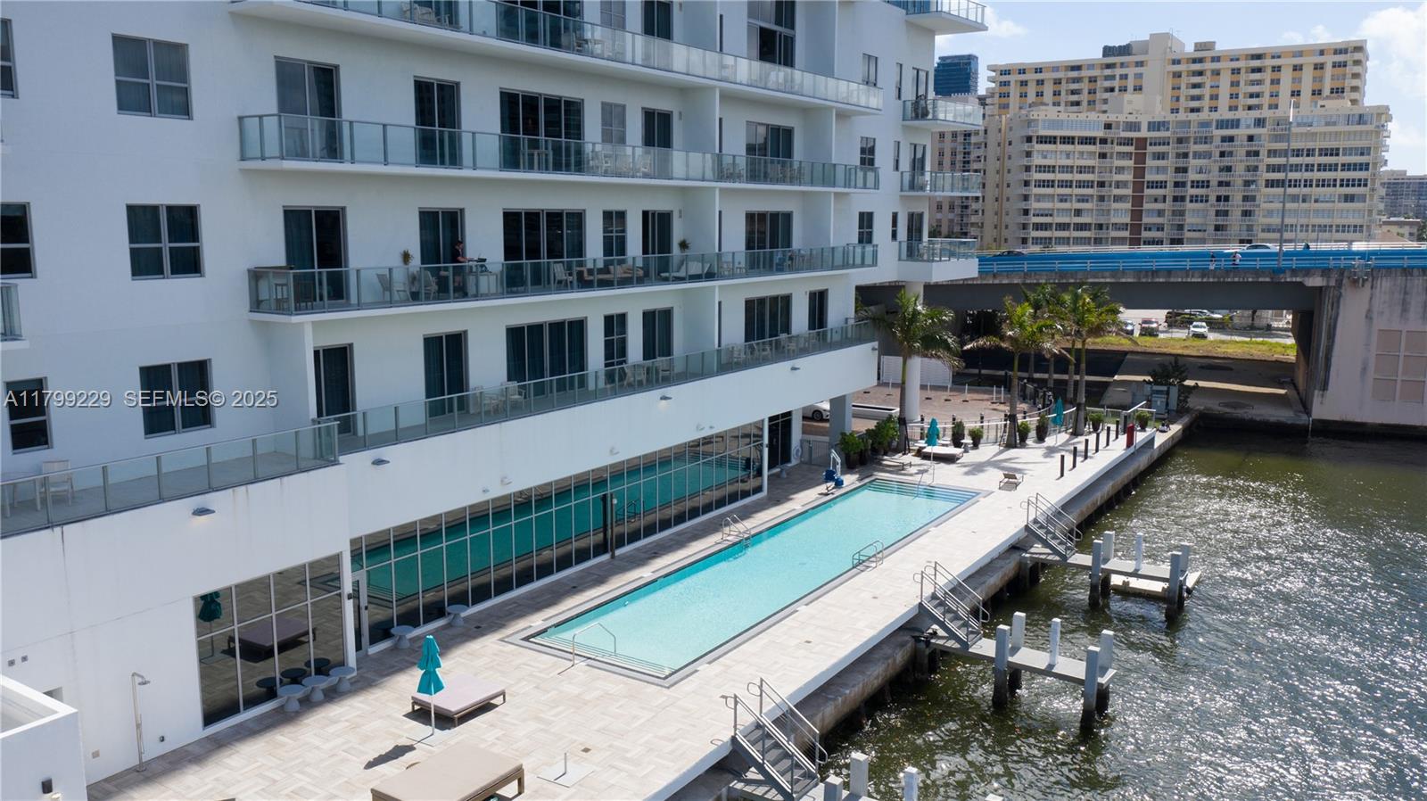 4010 S Ocean Drive Cu-1 Property Photo 24