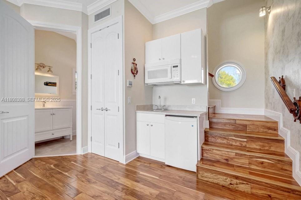 162 Bayview Drive Property Photo 30