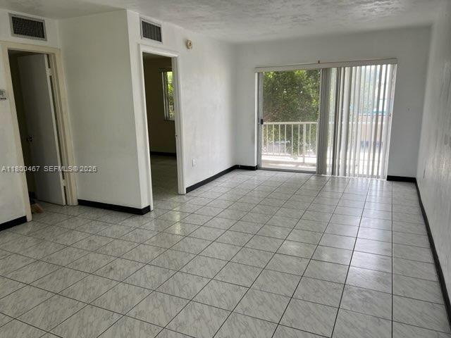 7125 Dickens Avenue 4 Property Photo 10