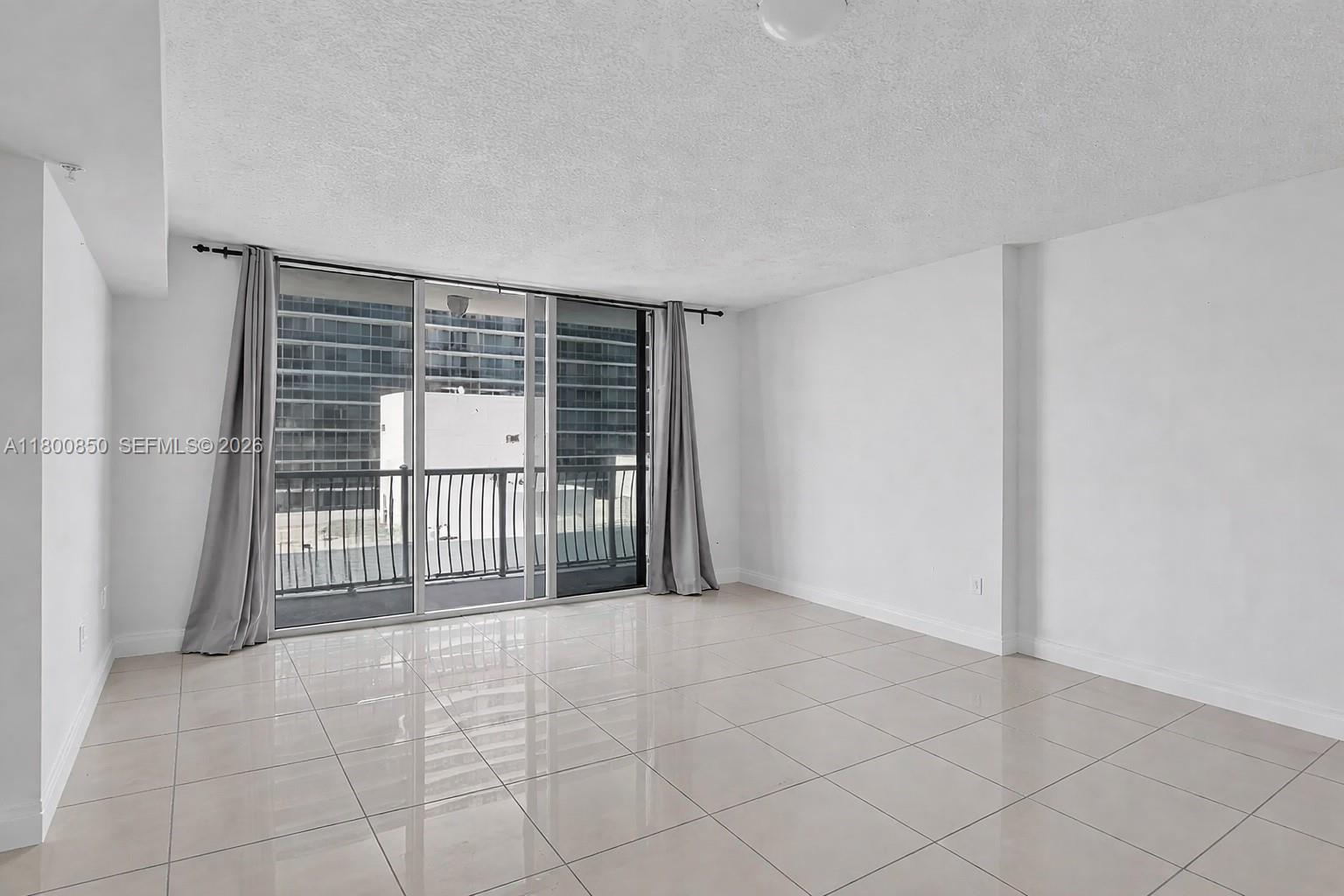 1750 N Bayshore Drive 4007 Property Photo 9