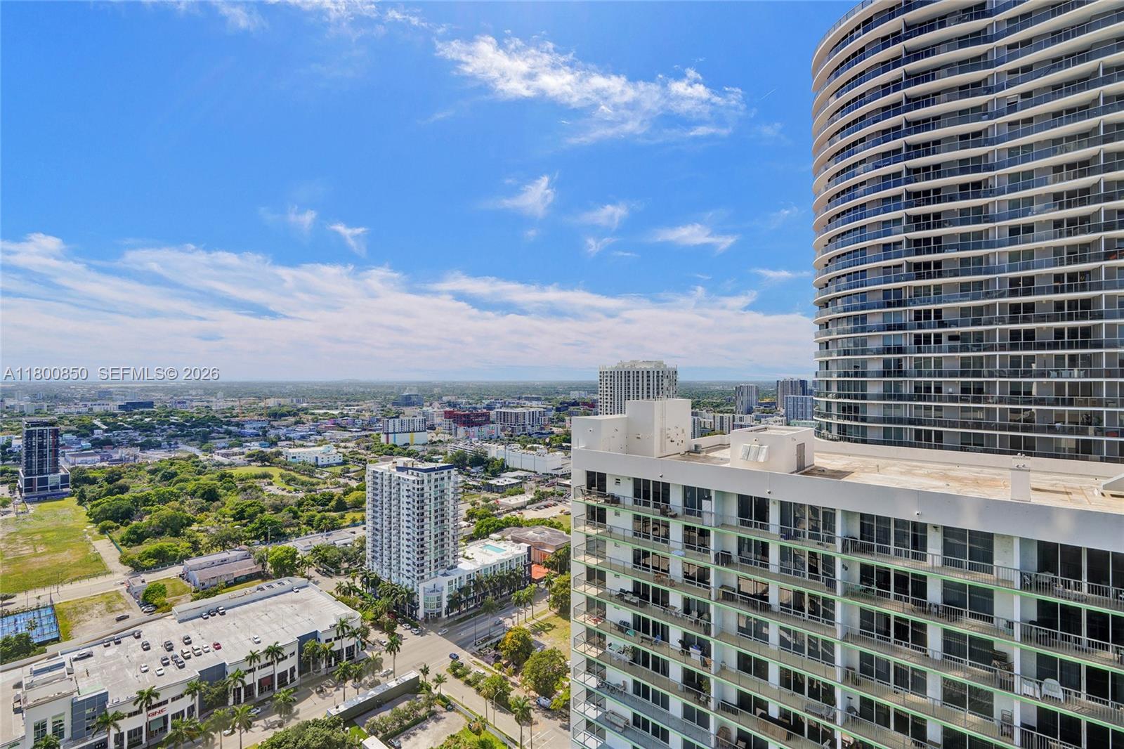 1750 N Bayshore Drive 4007 Property Photo 12