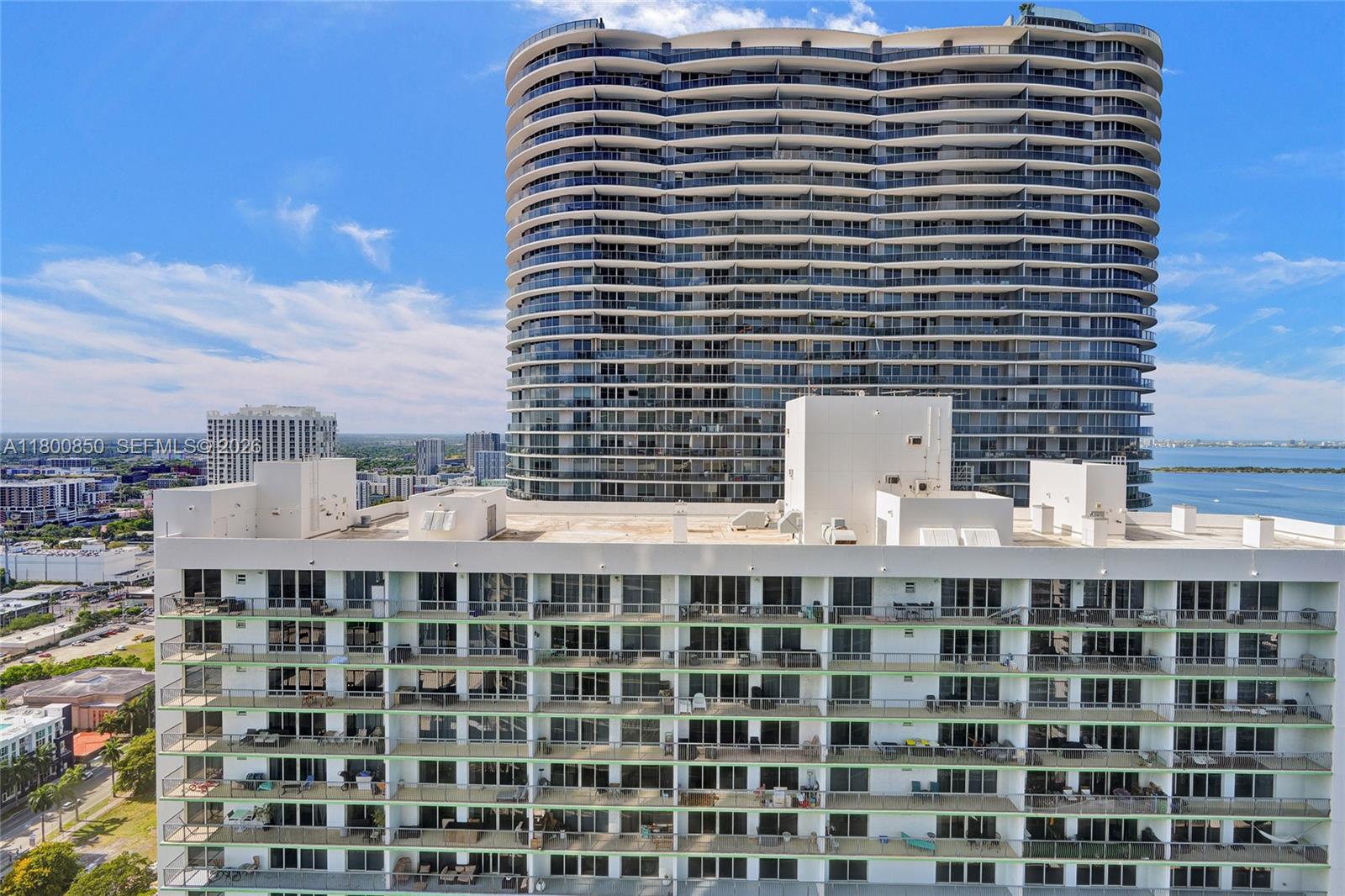 1750 N Bayshore Drive 4007 Property Photo 14