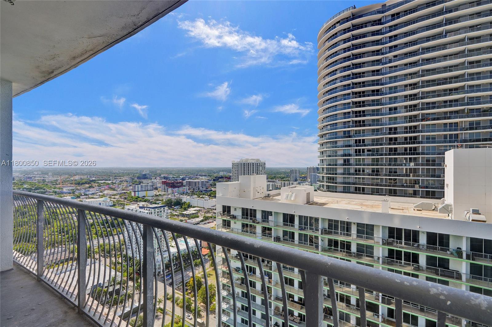 1750 N Bayshore Drive 4007 Property Photo 15
