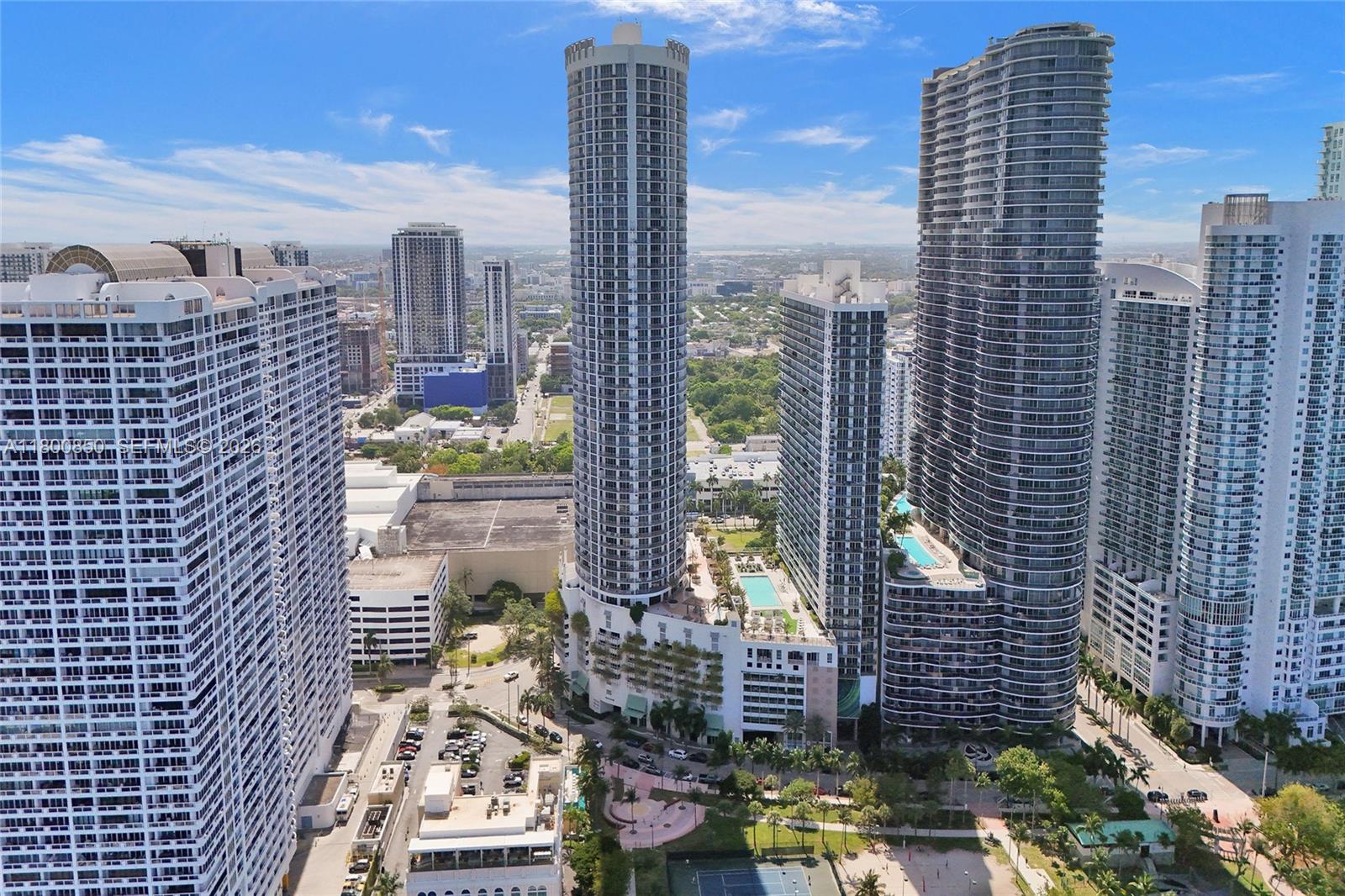 1750 N Bayshore Drive 4007 Property Photo 22