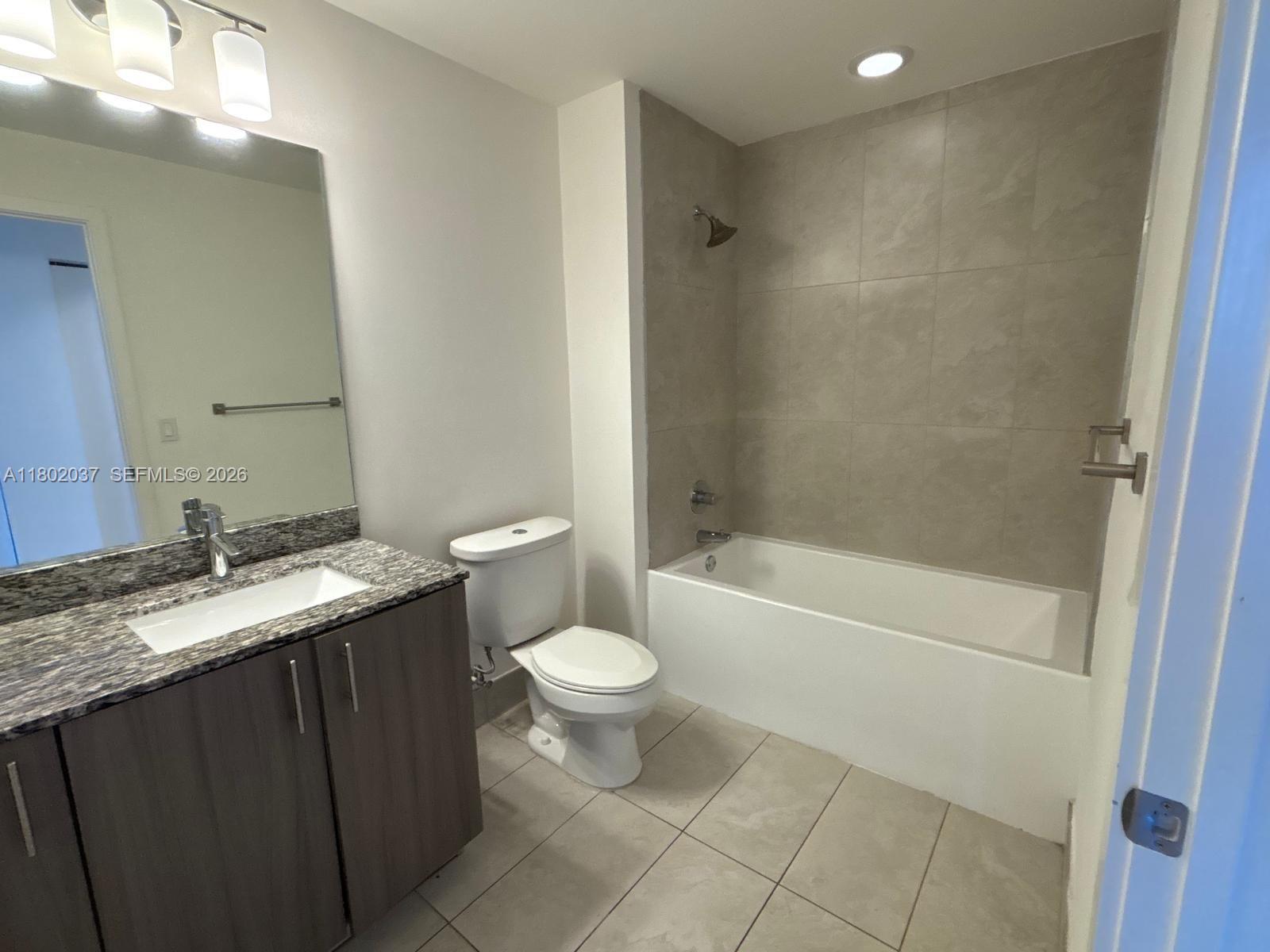5350 Nw 84th Avenue 1207 Property Photo 8