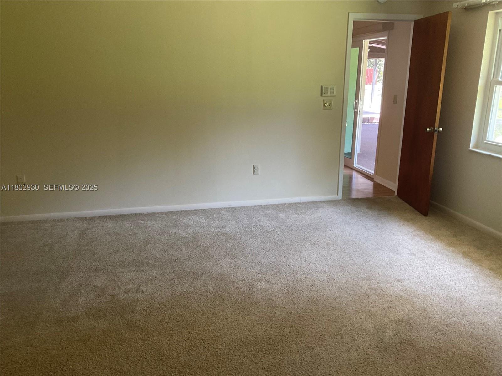 1725 Tanglewood Drive Property Photo 17