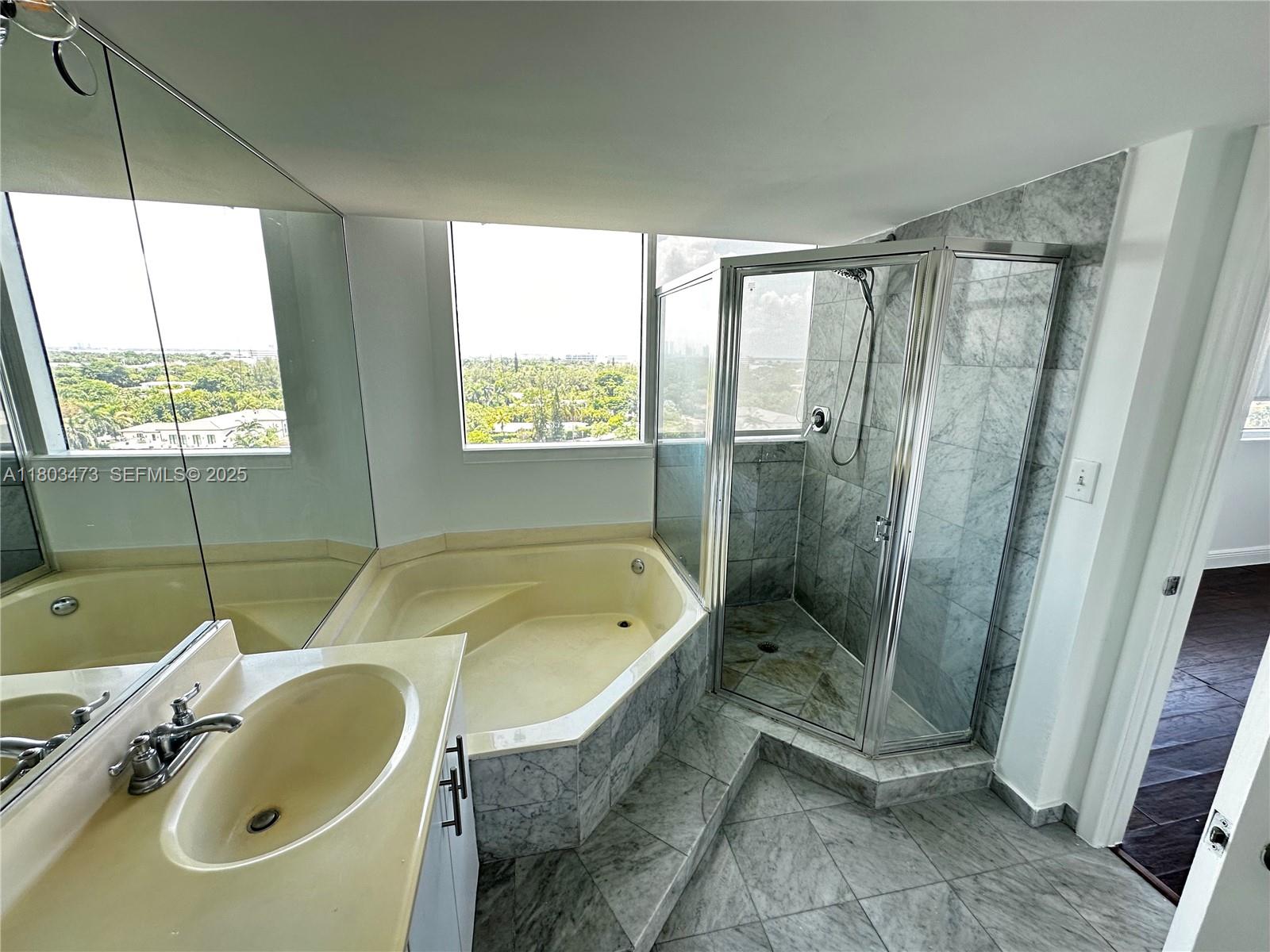 A11803473 Property Photo 10