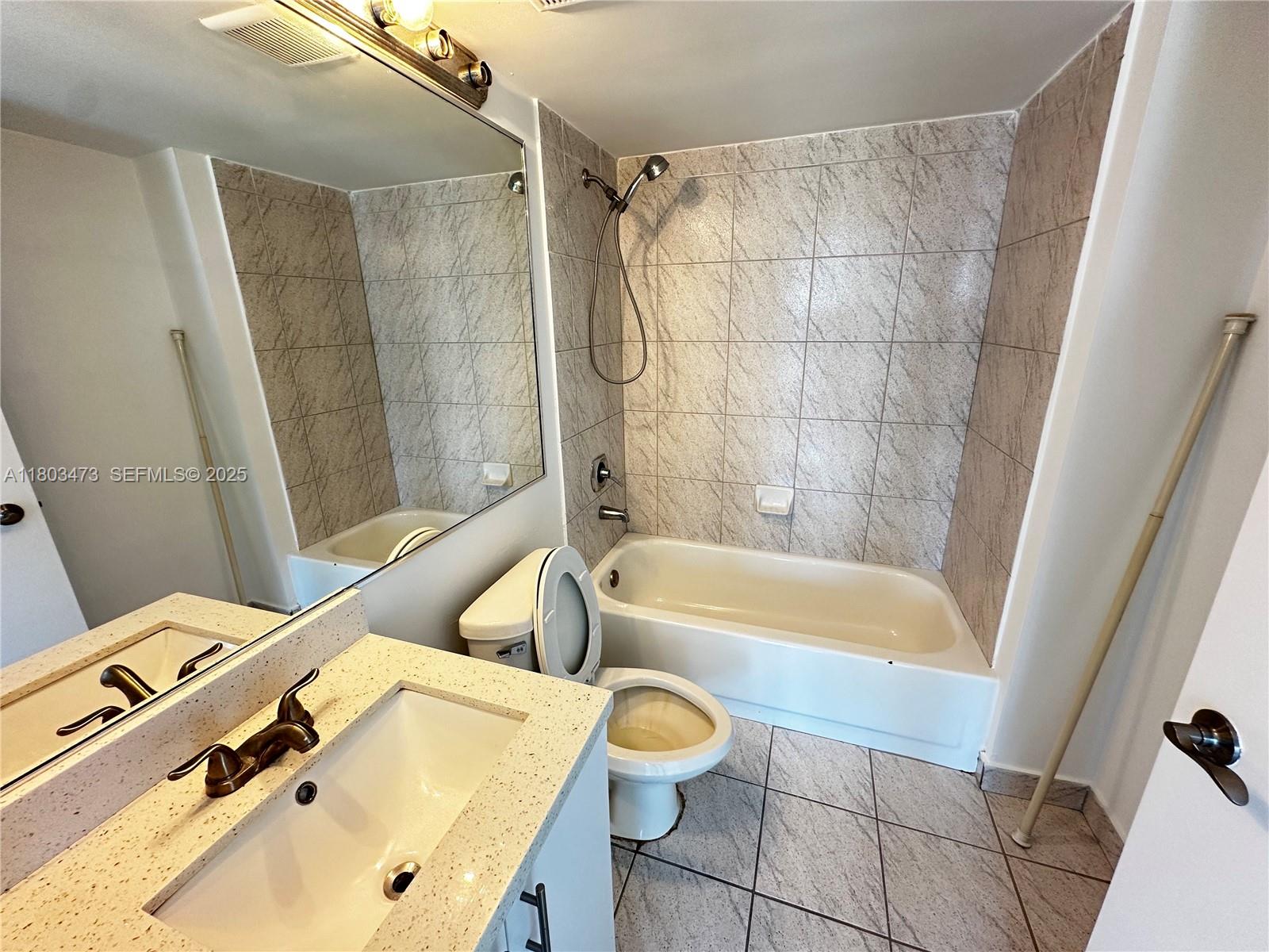 A11803473 Property Photo 20