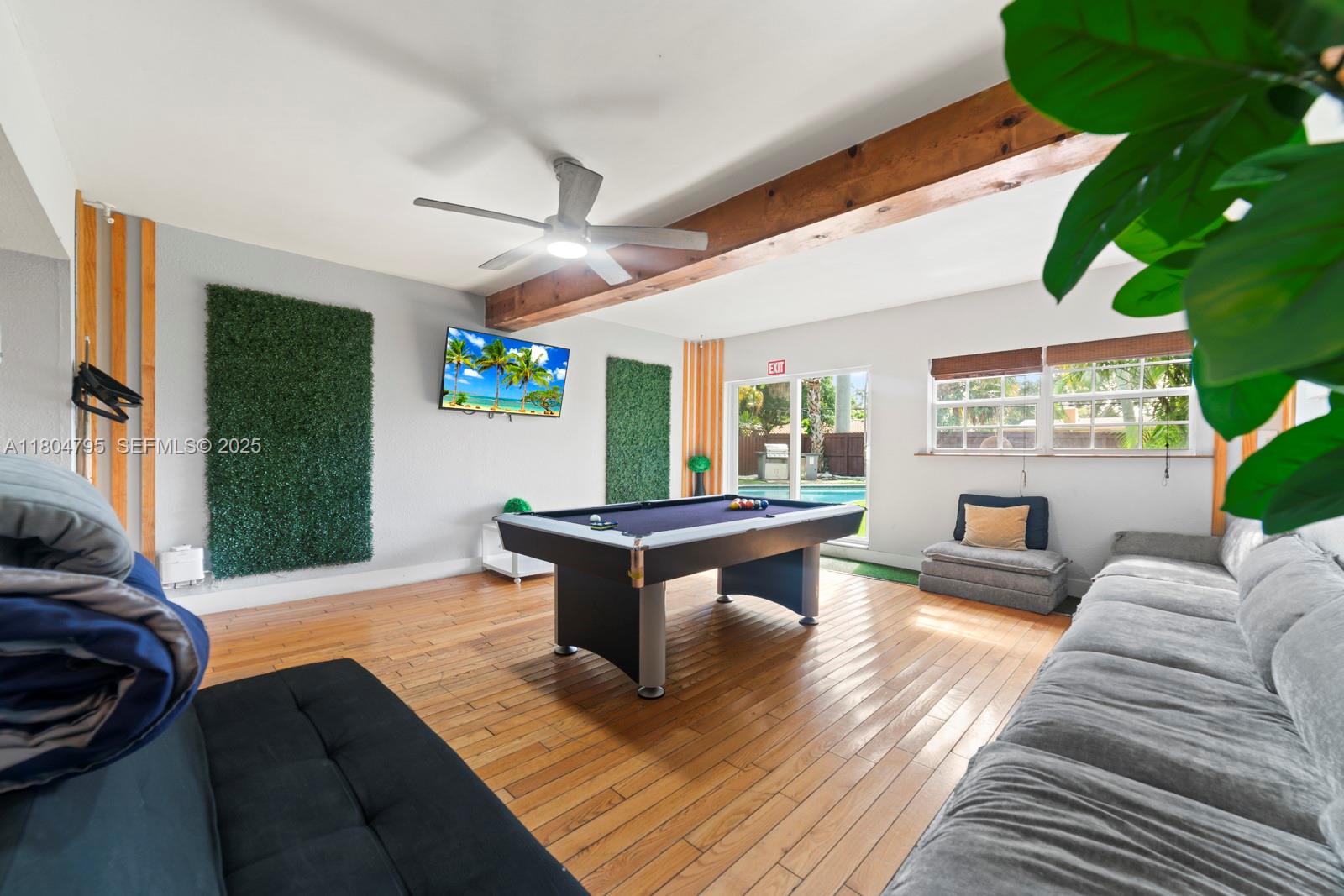 2708 Cleveland Street Property Photo 12