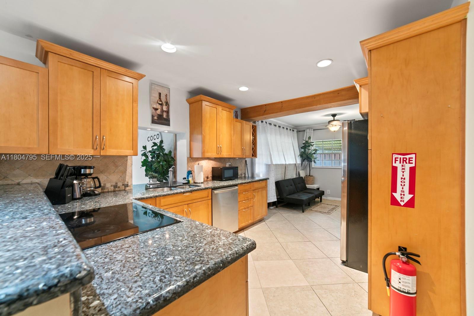 2708 Cleveland Street Property Photo 29