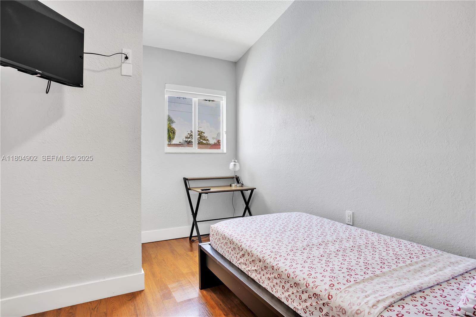 2828 Cleveland Street Property Photo 15