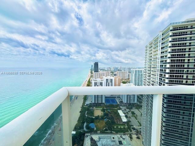 1830 S Ocean Drive 3702 Property Photo 11