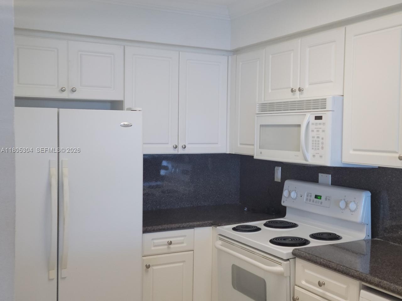 2501 S Ocean Drive 1634 Property Photo 2