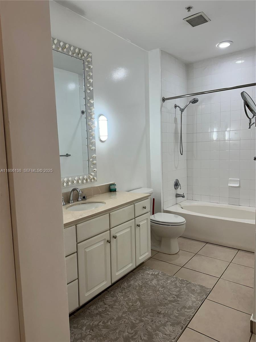2001 Biscayne Boulevard 3503 Property Photo 19