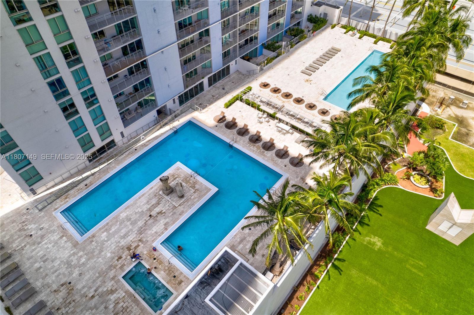 335 S Biscayne Boulevard 1006 Property Photo 5