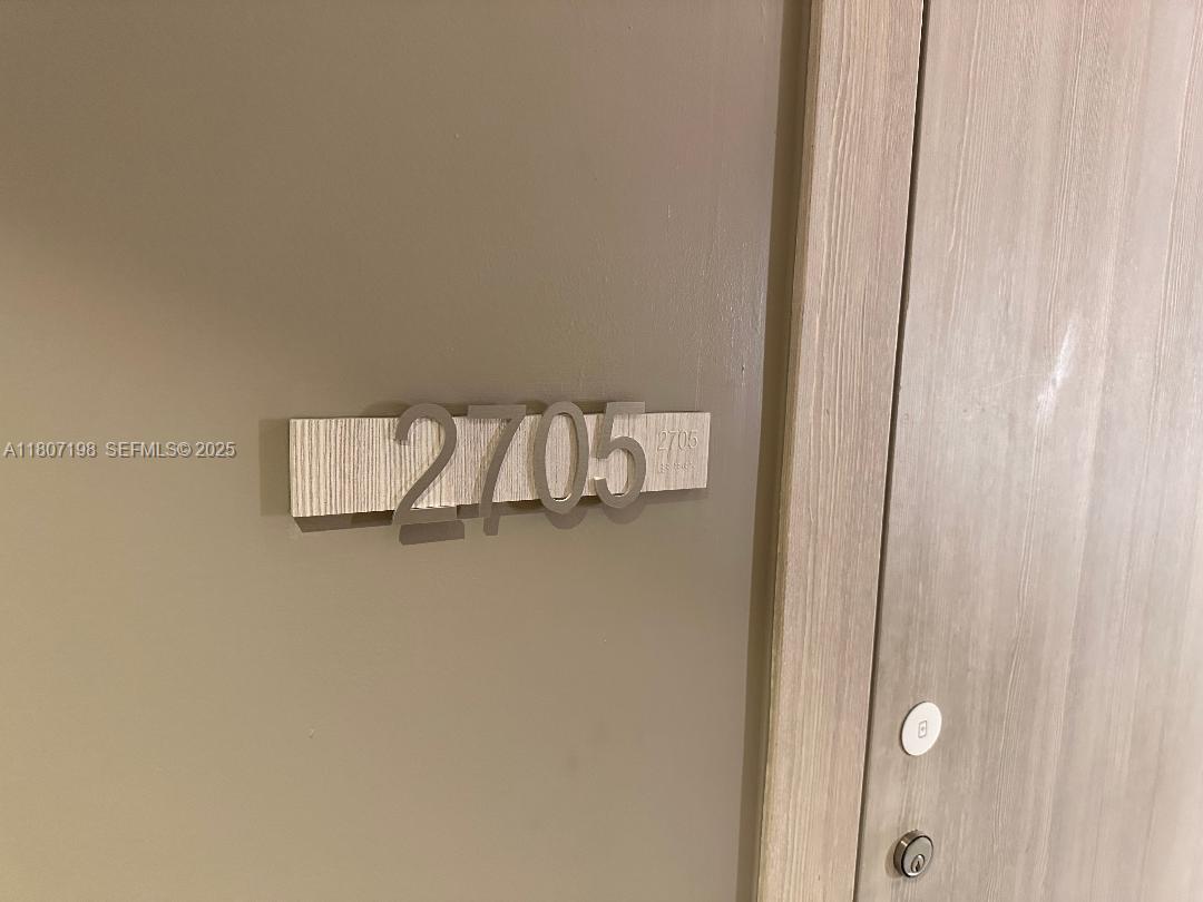 1000 Brickell Plaza 2705 Property Photo 10