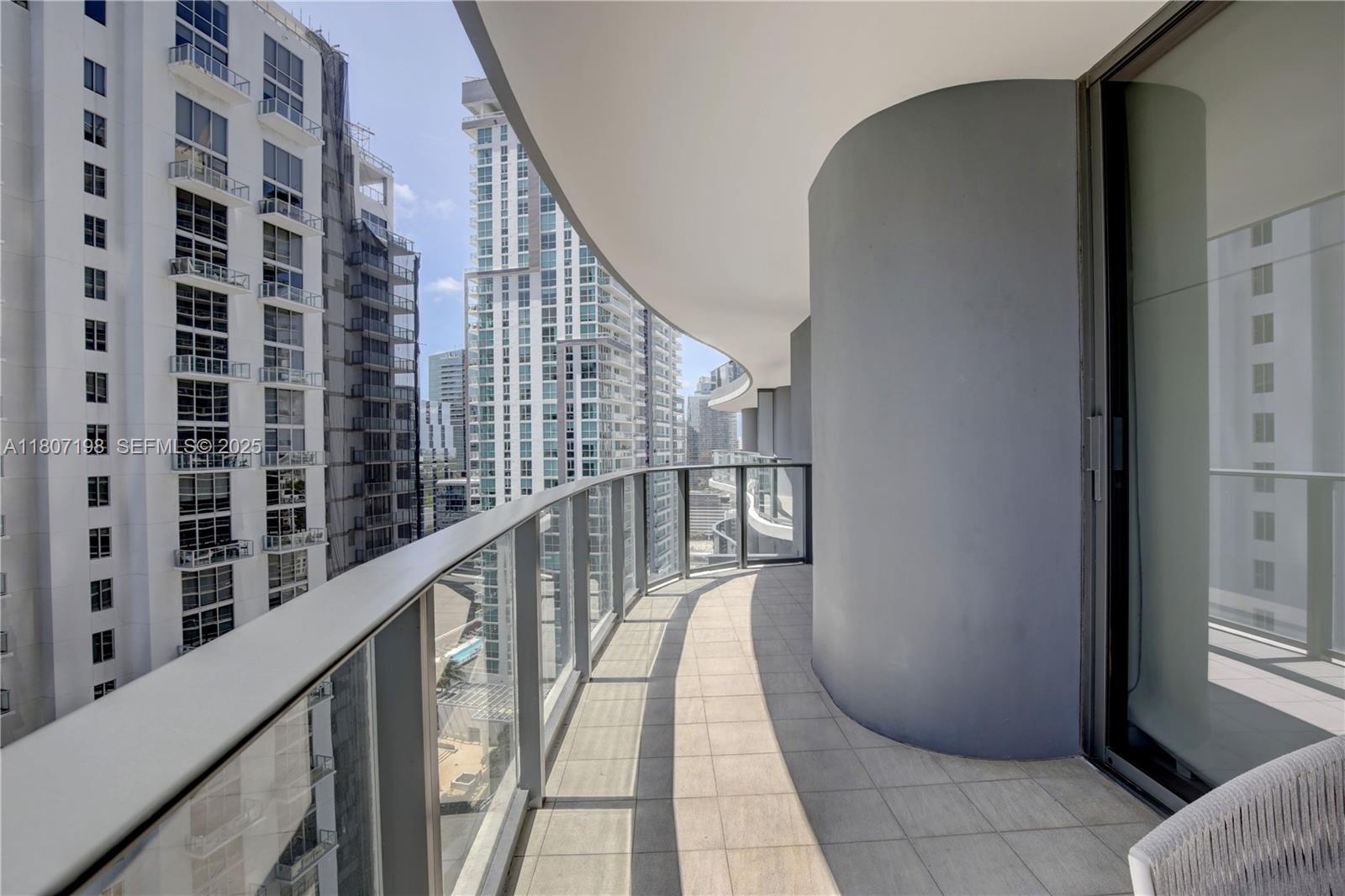 1000 Brickell Plaza 2705 Property Photo 34