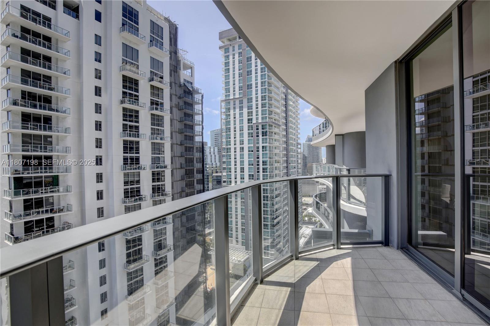 1000 Brickell Plaza 2705 Property Photo 35