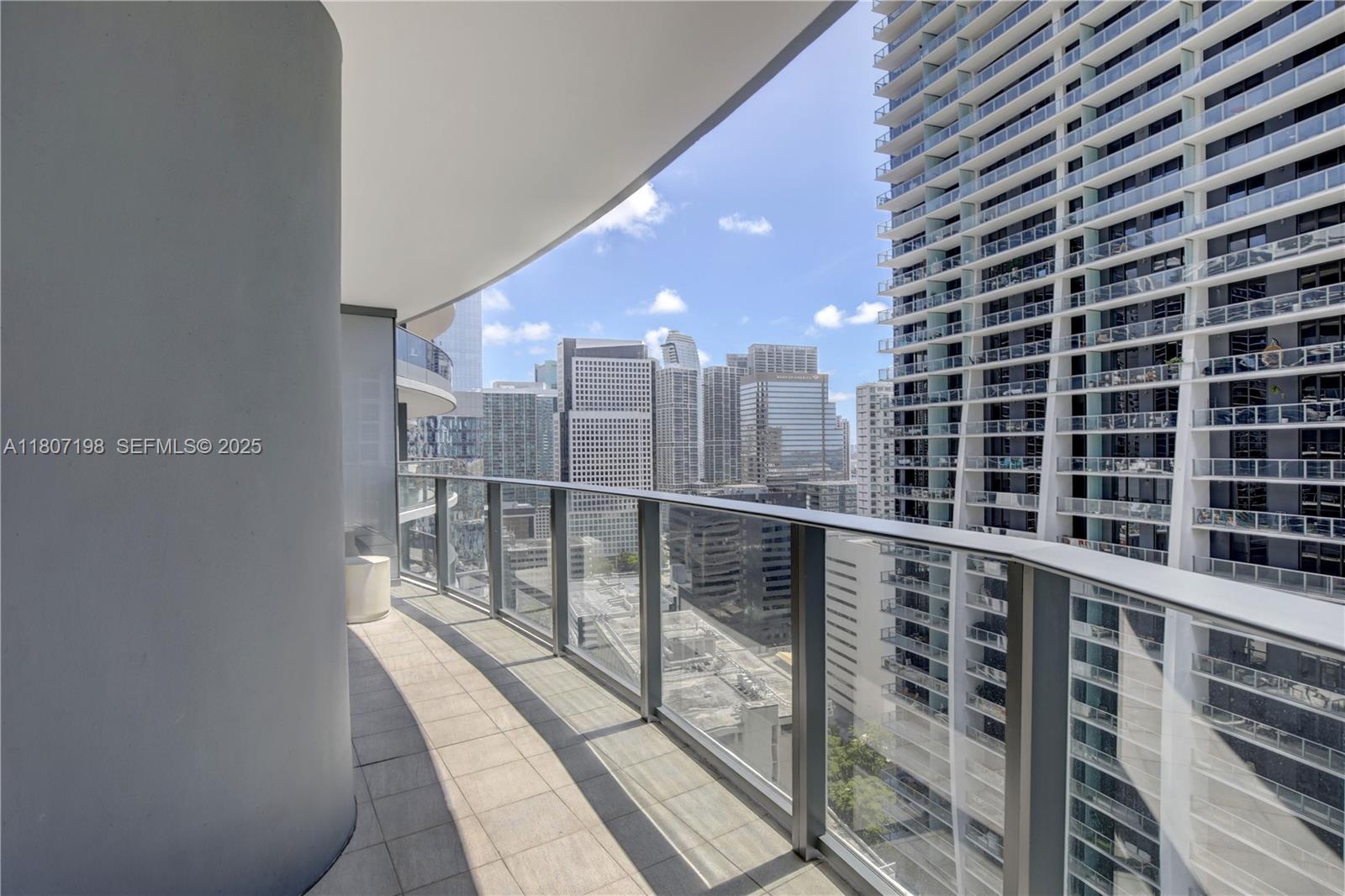 1000 Brickell Plaza 2705 Property Photo 36