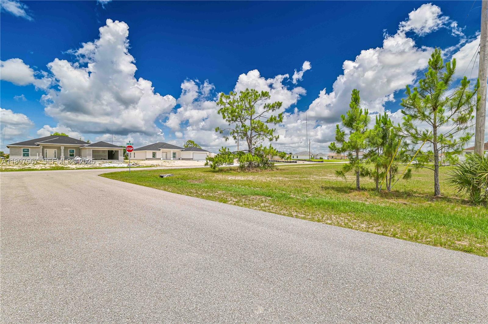 1104 Ne 40th Street Property Photo 3
