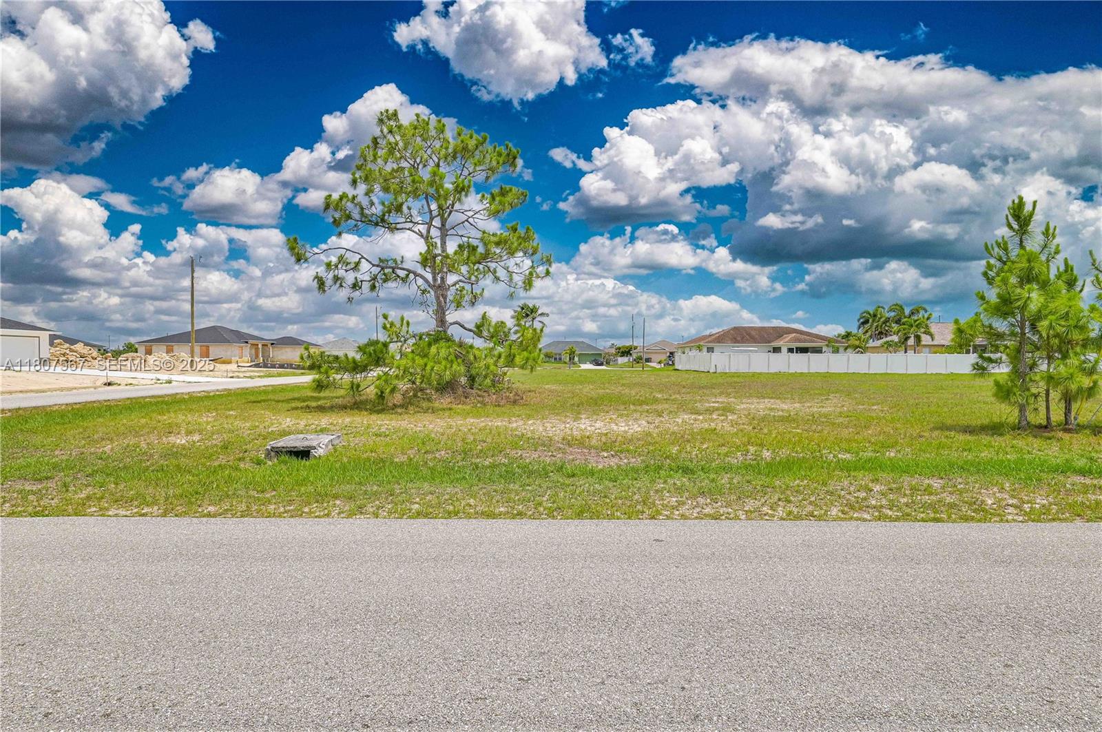 1104 Ne 40th Street Property Photo 4
