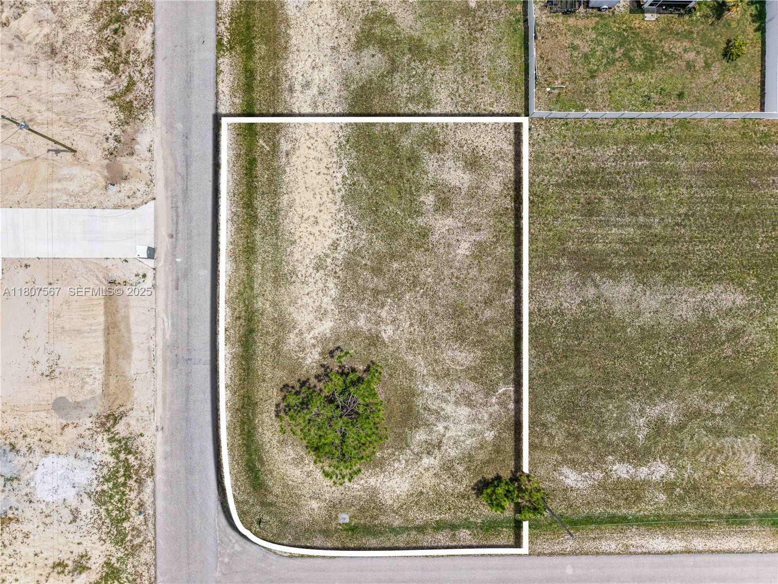 1104 Ne 40th Street Property Photo 6