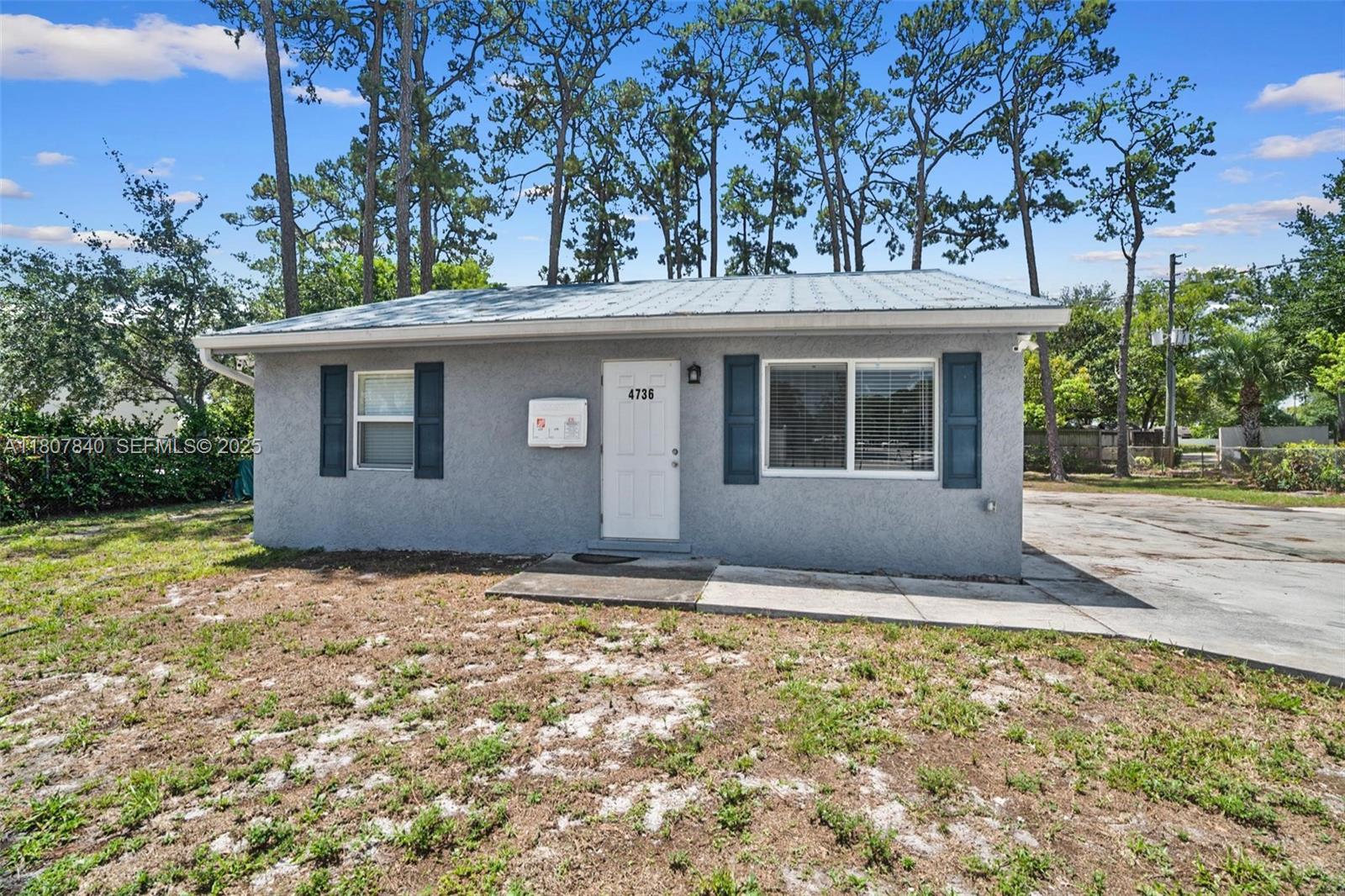 4736 Lake Worth Road Property Photo 7