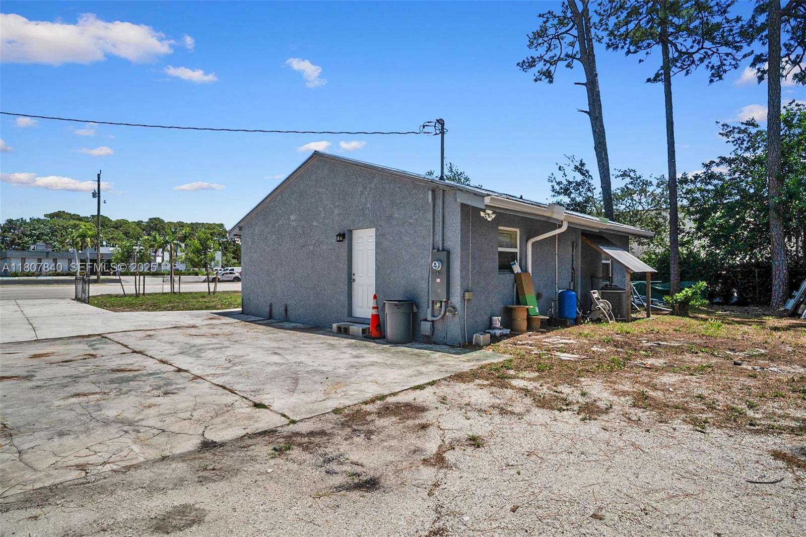 4736 Lake Worth Road Property Photo 21