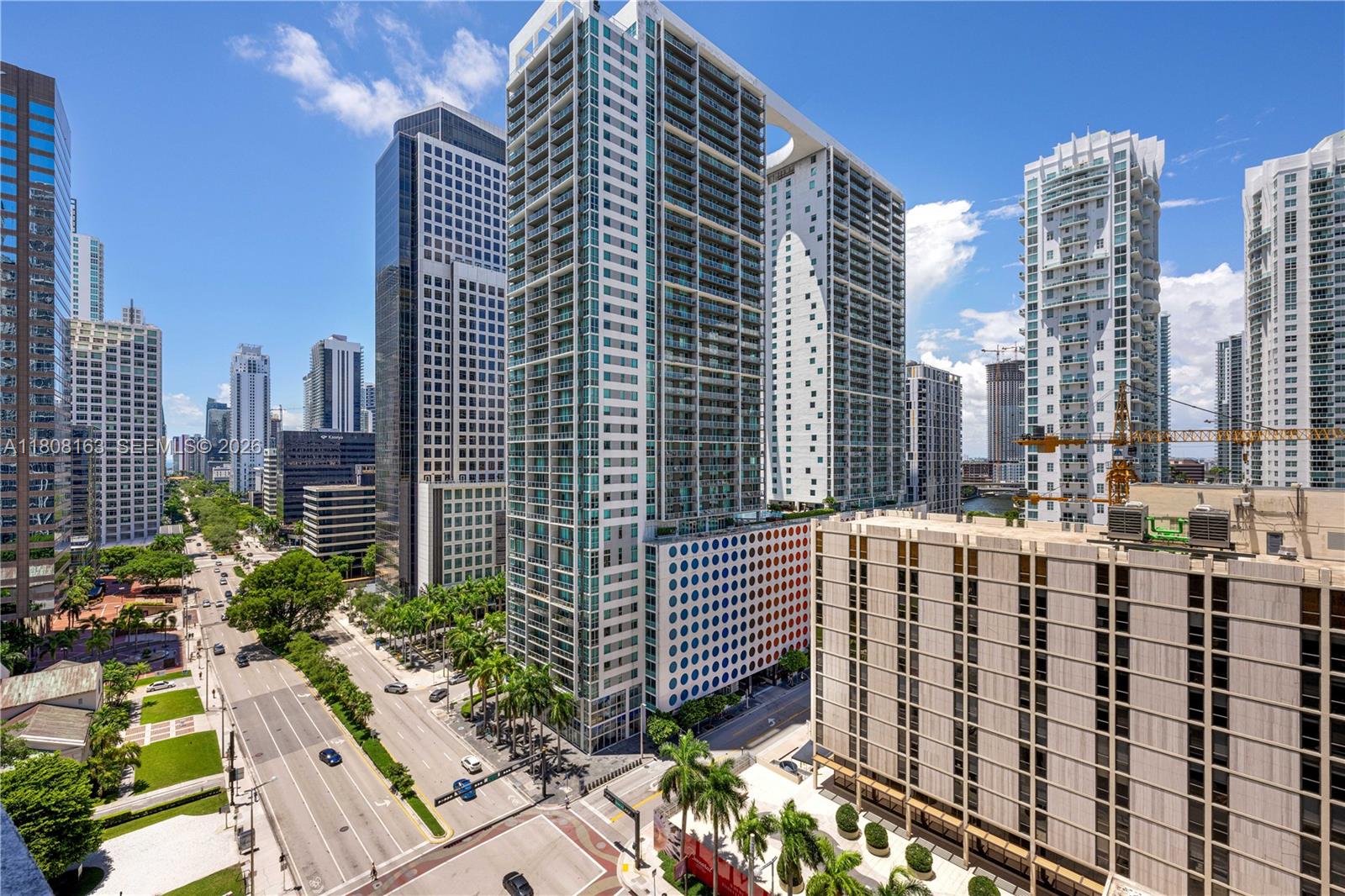 485 Brickell Avenue 1604 Property Photo 18