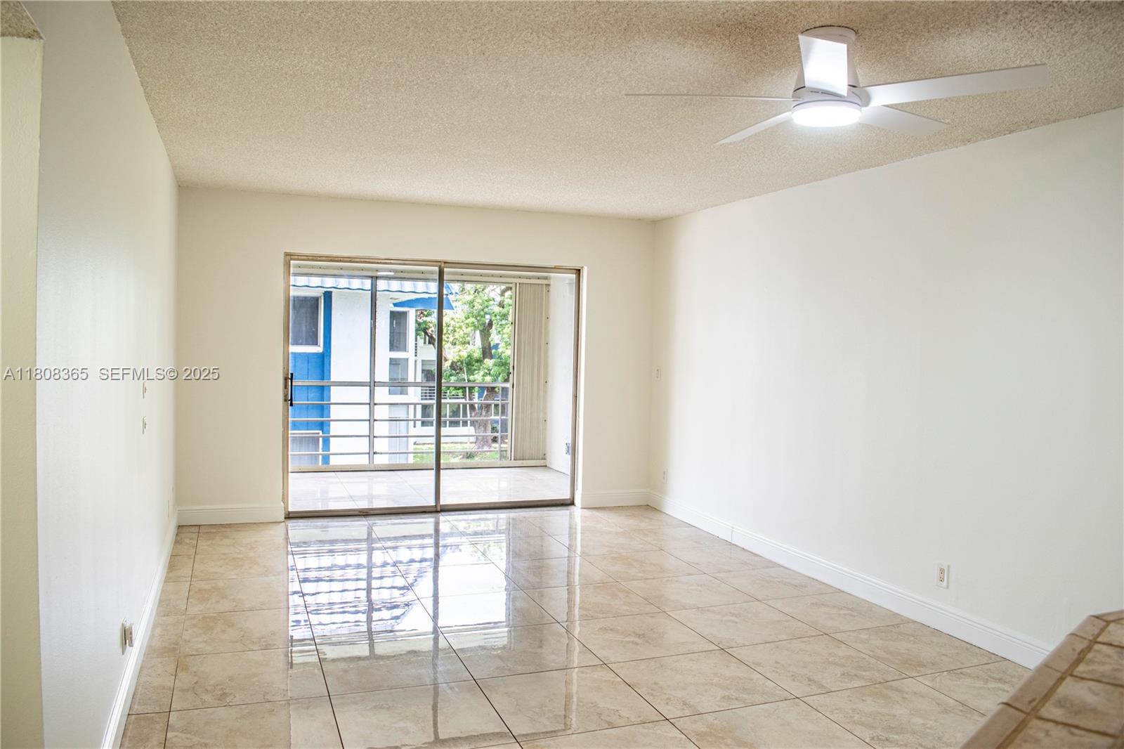 3090 Holiday Springs Boulevard 305 Property Photo 2