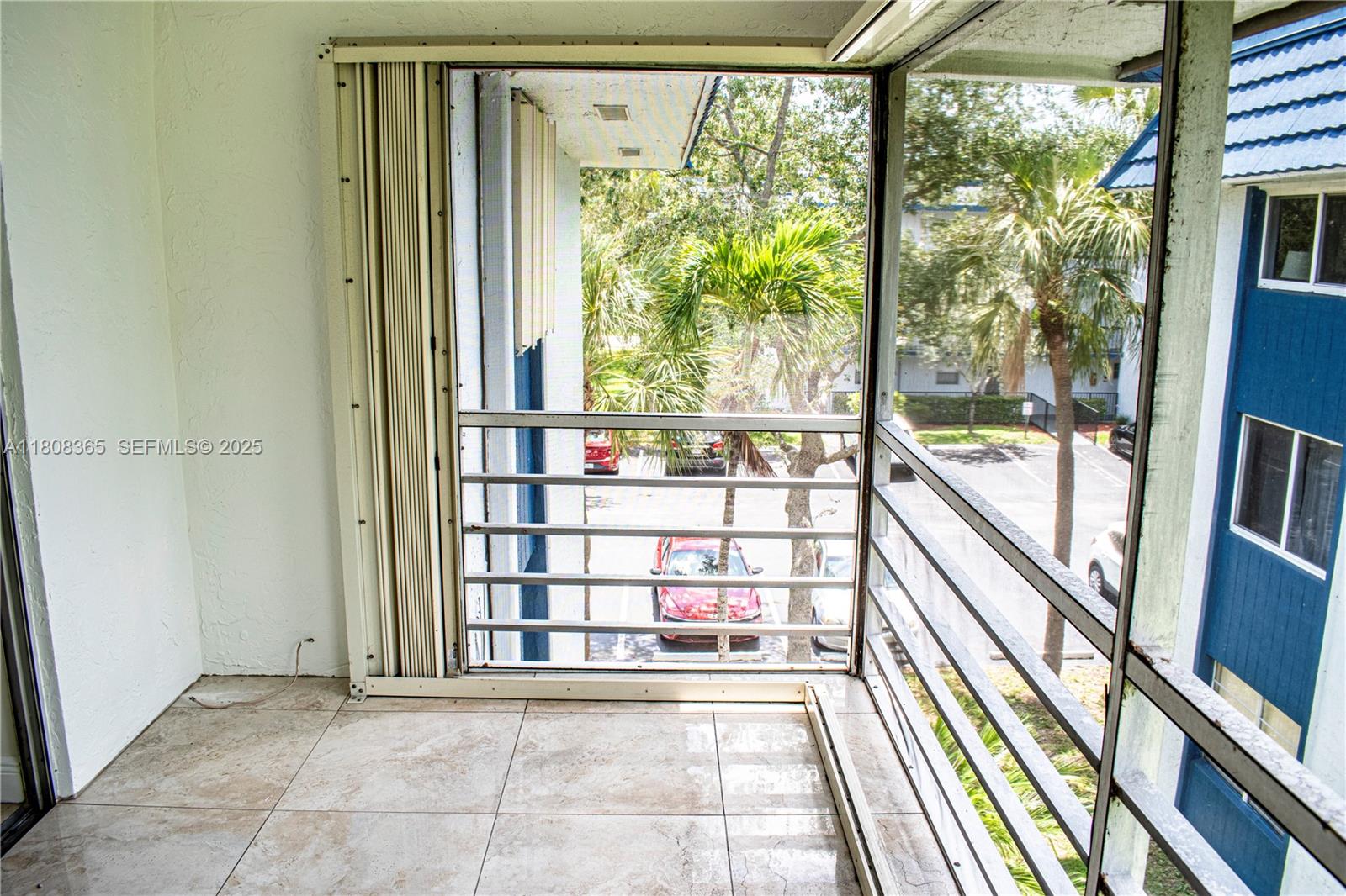 3090 Holiday Springs Boulevard 305 Property Photo 6