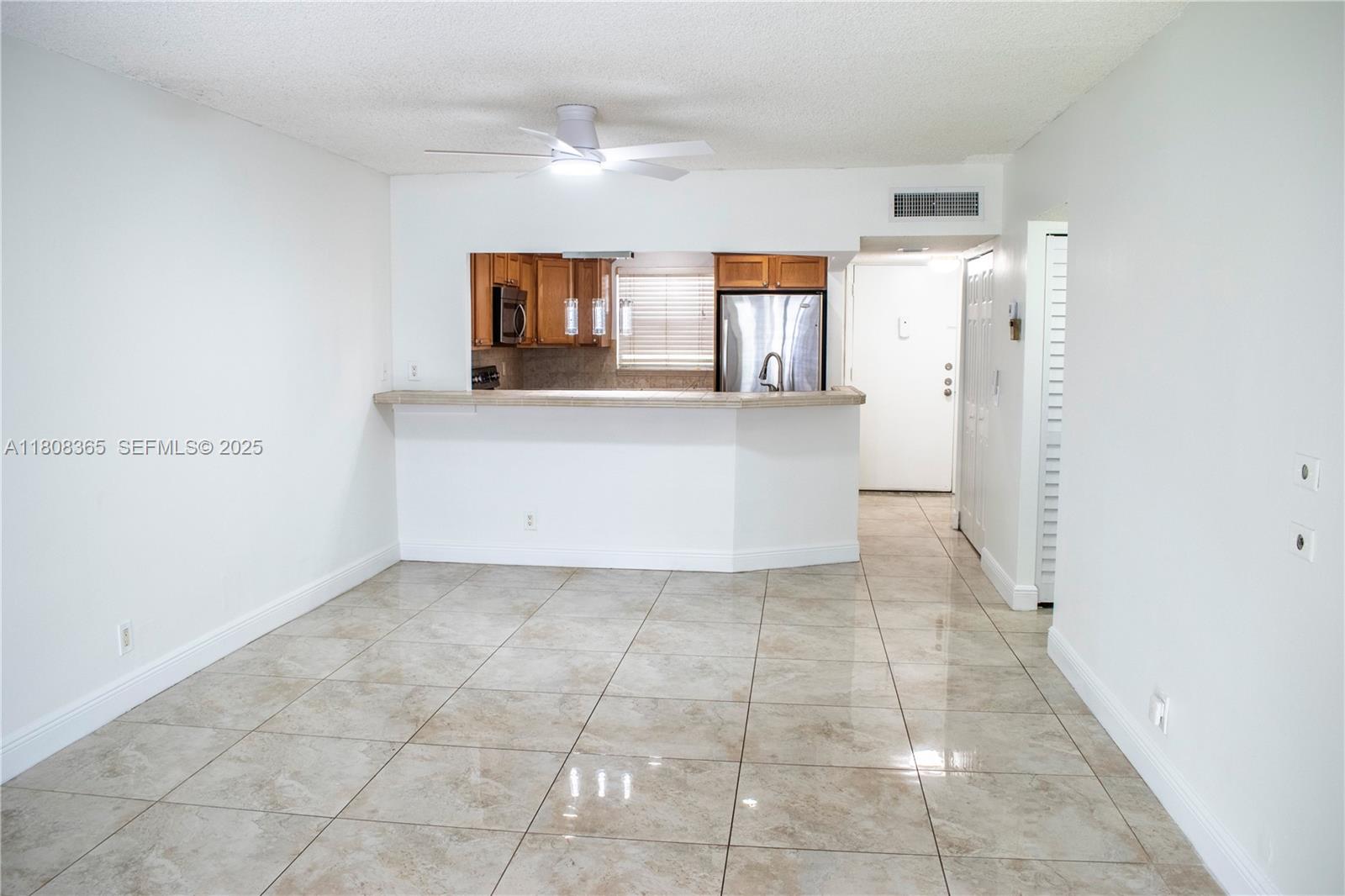 3090 Holiday Springs Boulevard 305 Property Photo 7