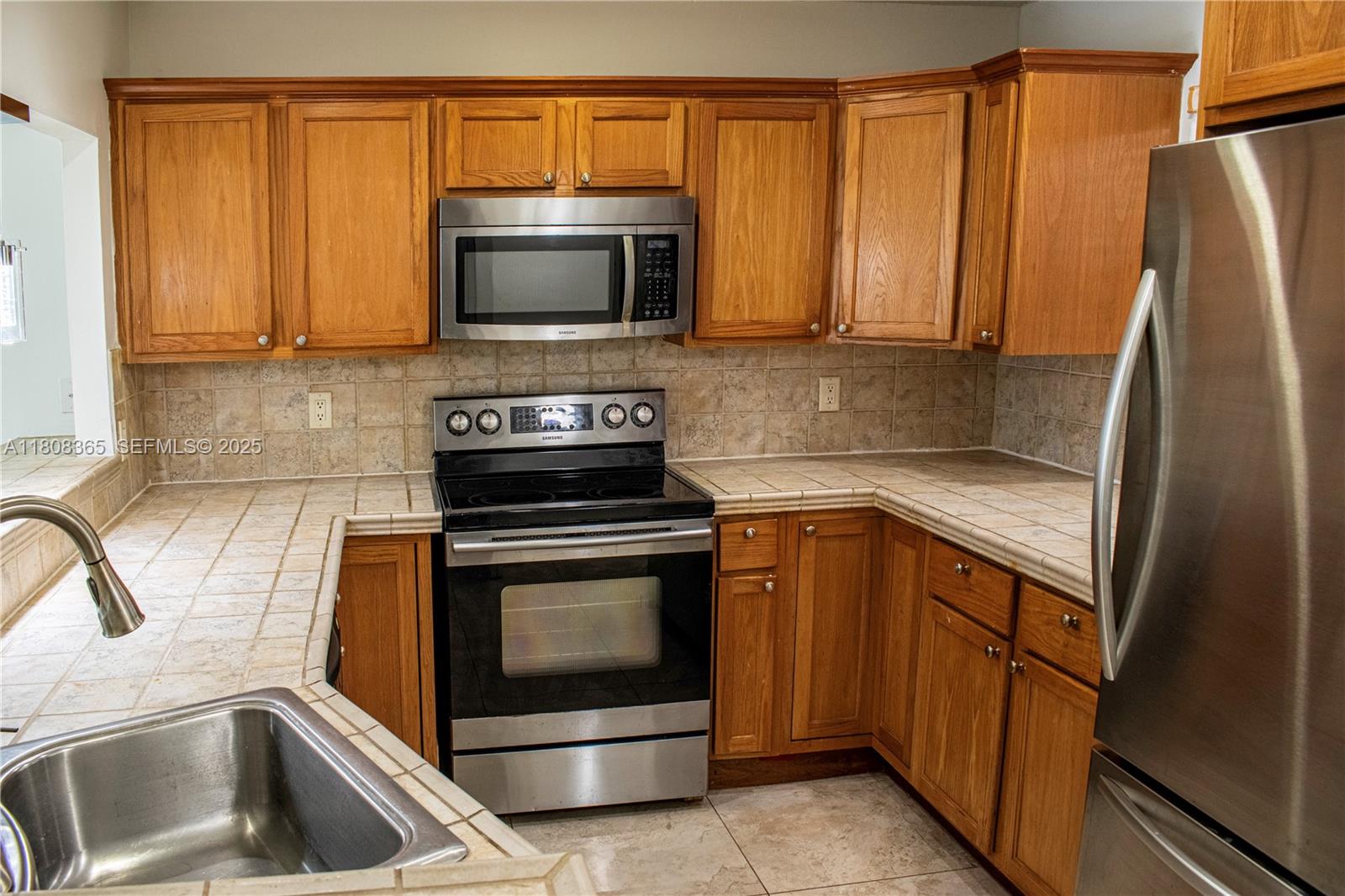 3090 Holiday Springs Boulevard 305 Property Photo 9