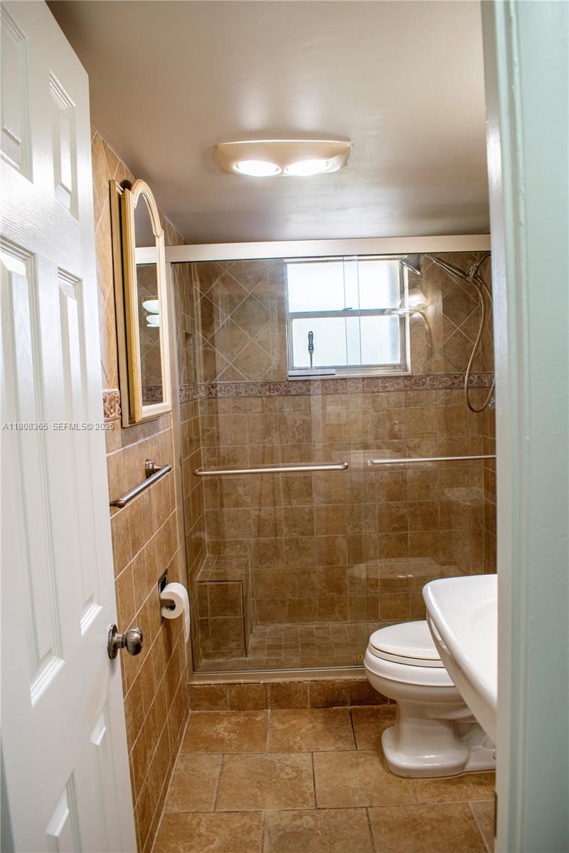 3090 Holiday Springs Boulevard 305 Property Photo 12