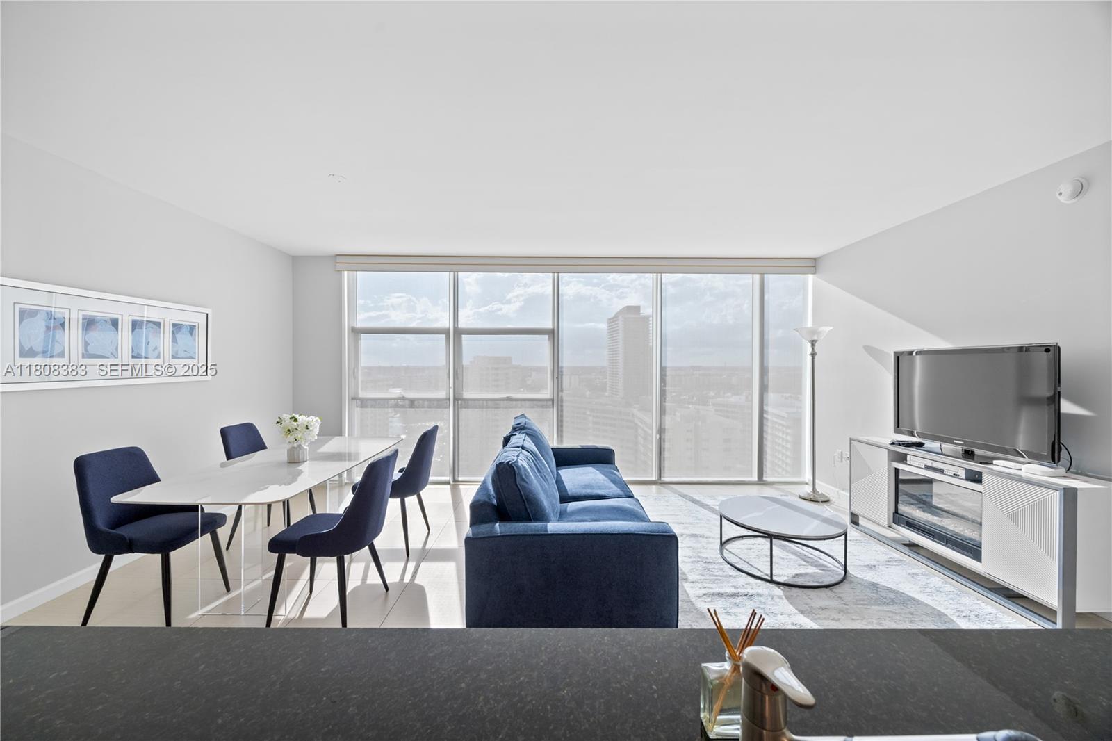 1830 S Ocean Drive 1807 Property Photo 14