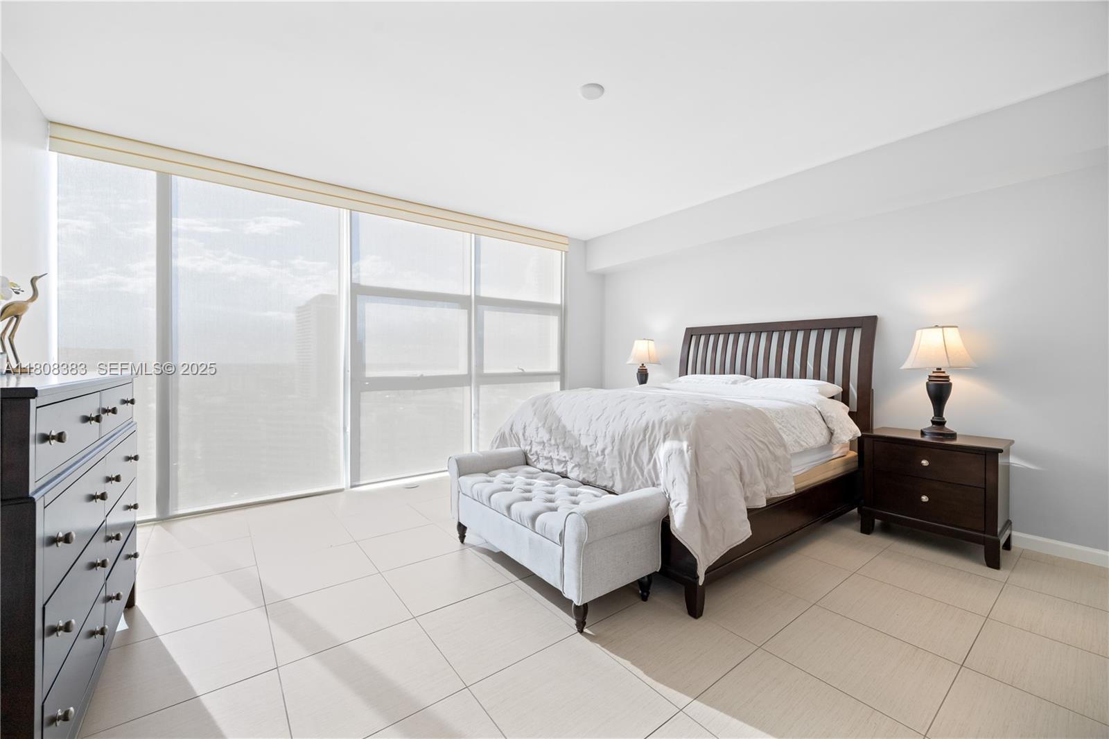 1830 S Ocean Drive 1807 Property Photo 24