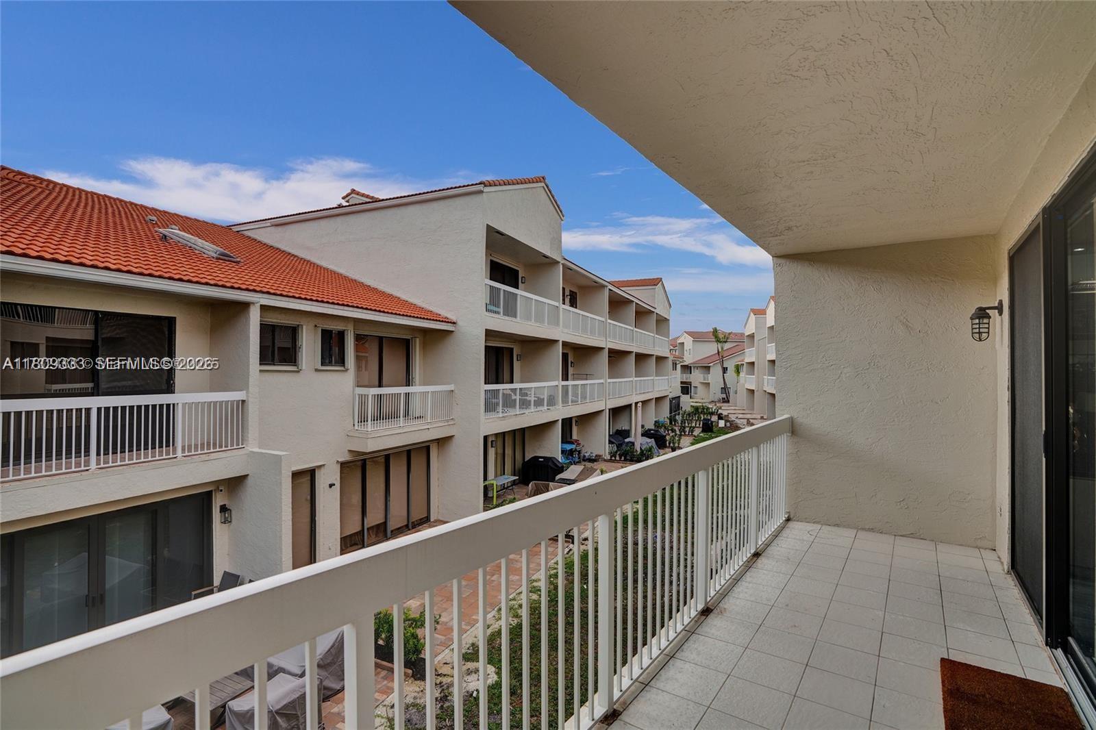 21388 Marina Cove Circle 13-g Property Photo 7