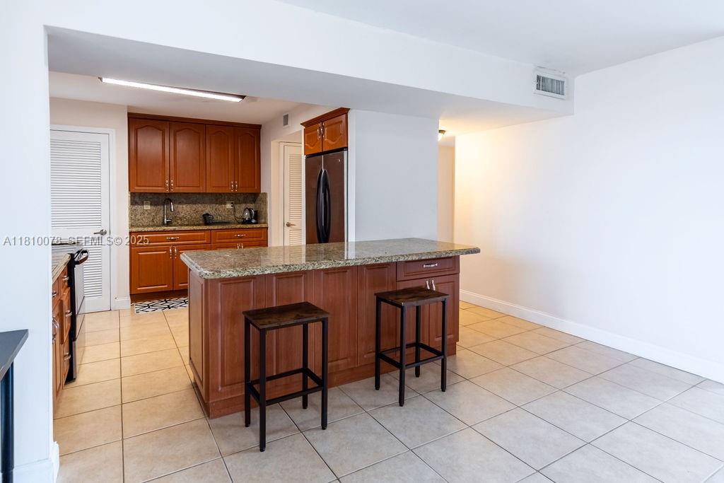 9110 Fontainebleau Boulevard 502 Property Photo 12