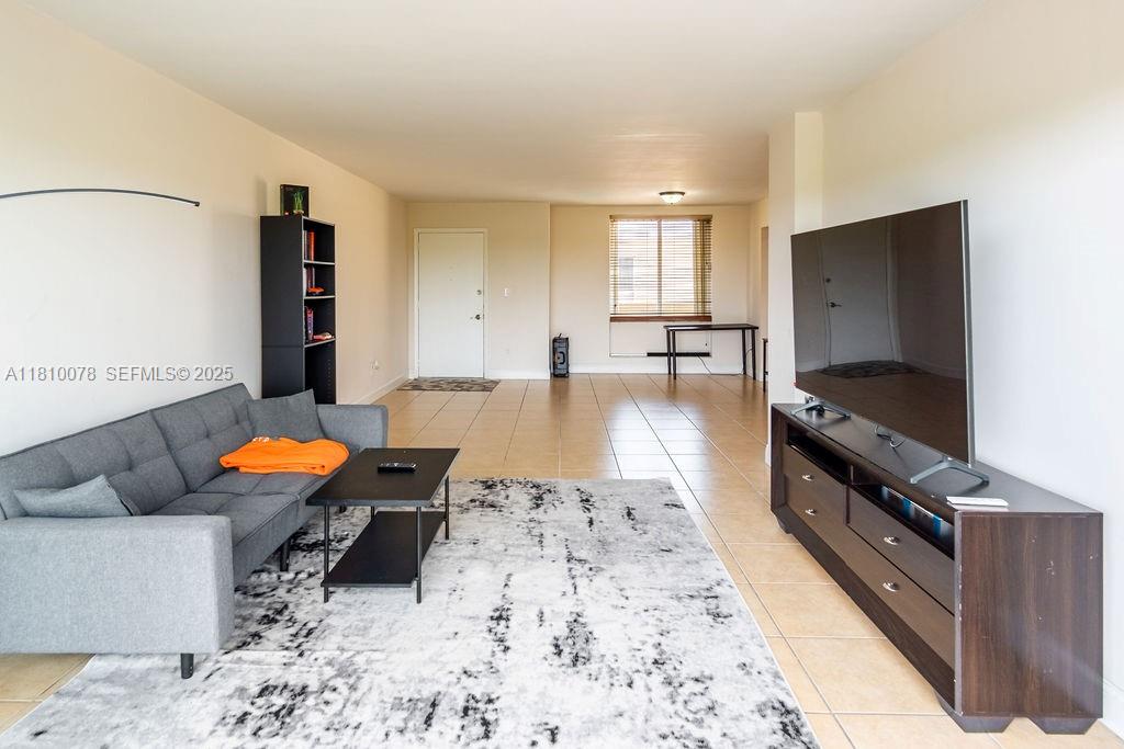 9110 Fontainebleau Boulevard 502 Property Photo 25