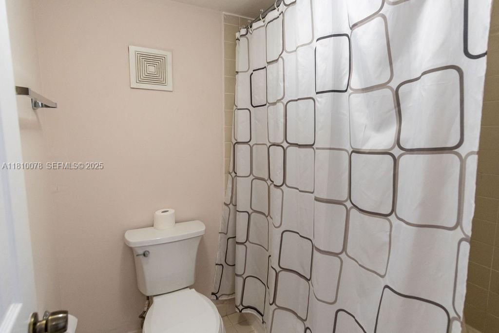 9110 Fontainebleau Boulevard 502 Property Photo 33