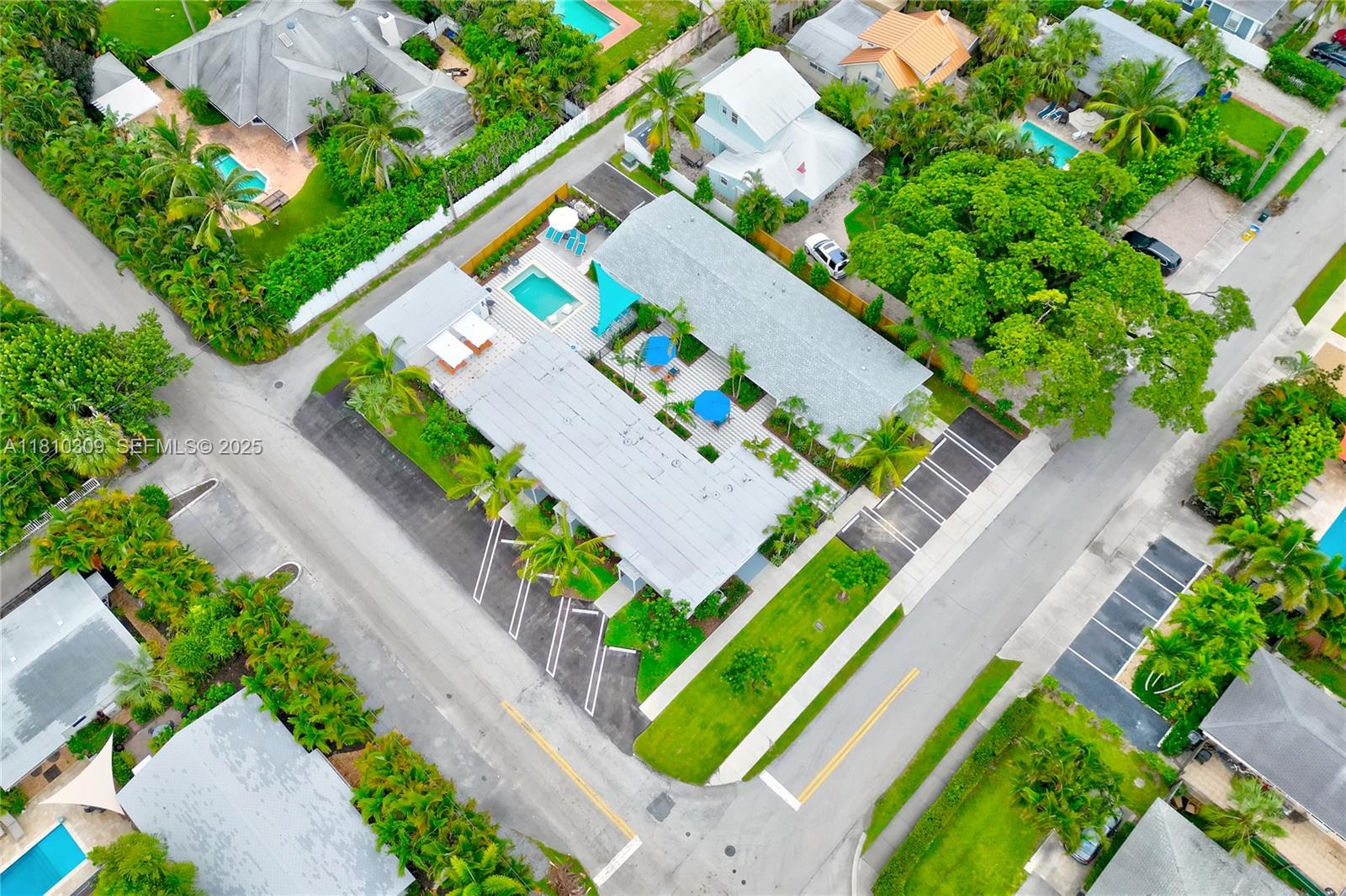 A11810309 Property Photo 1