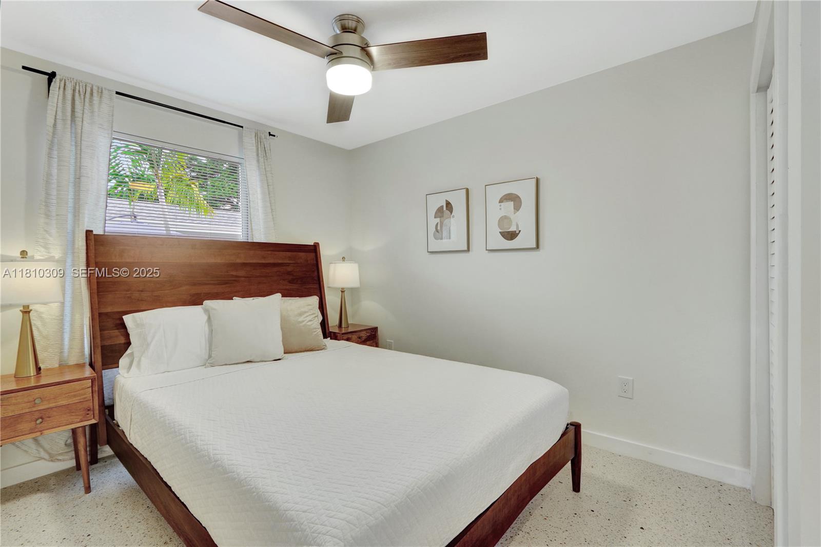 A11810309 Property Photo 26
